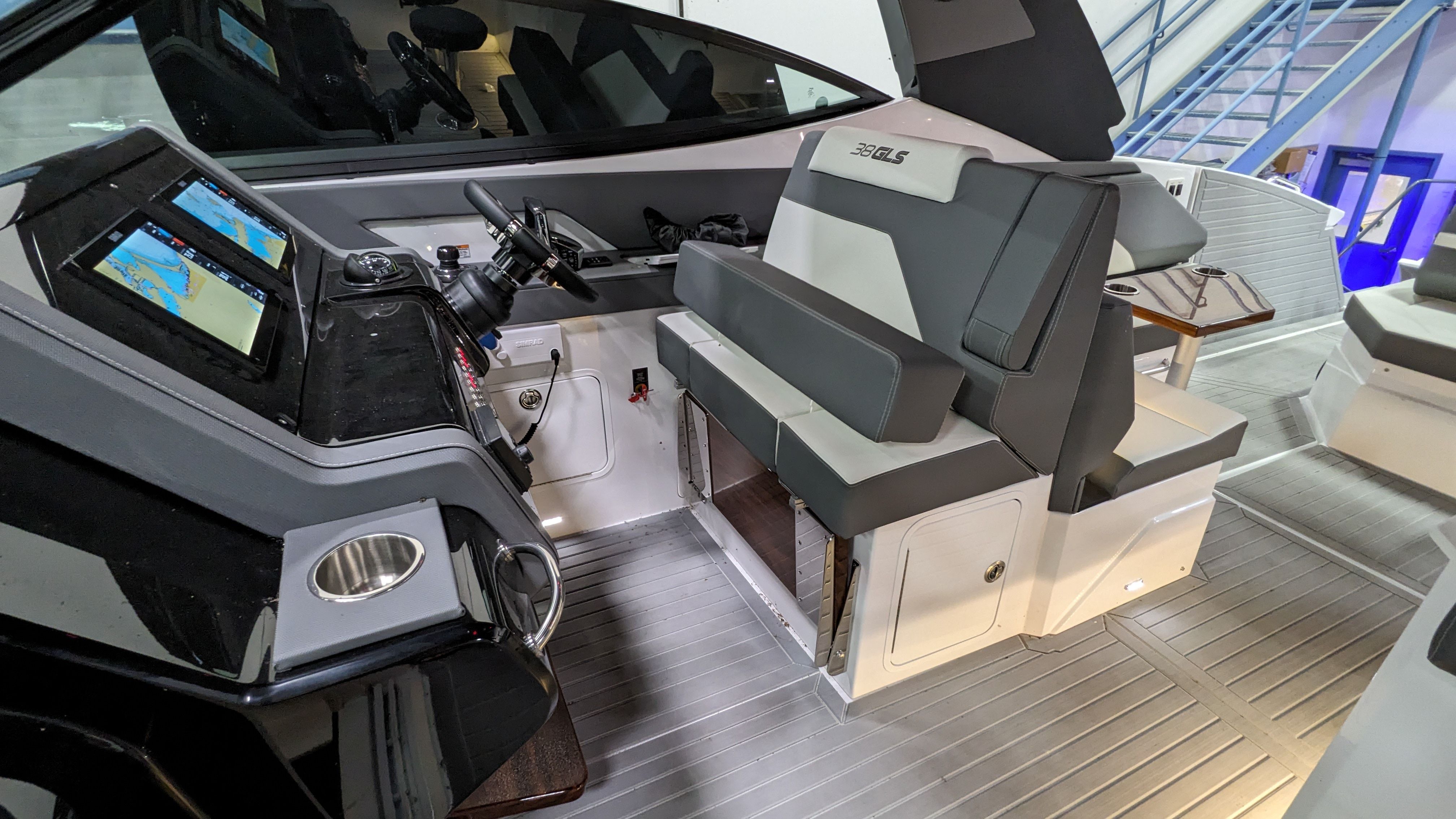2024 Cruisers Yachts
                                                             38 GLS Outboard Image Thumbnail #10
