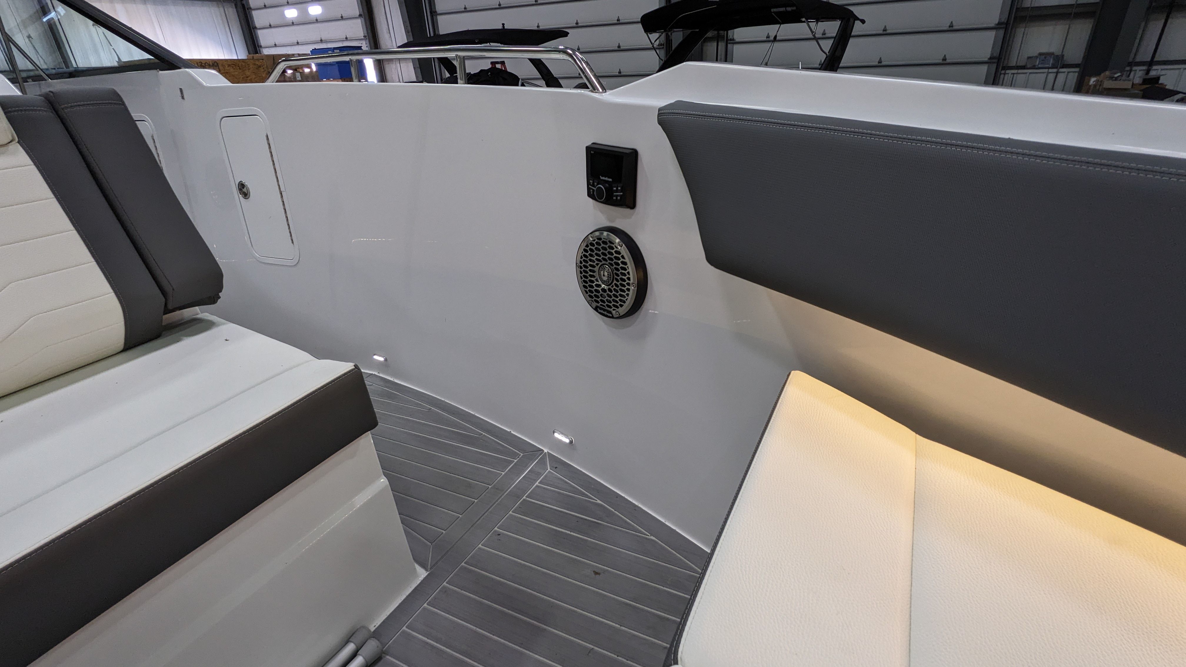 2024 Cruisers Yachts
                                                             38 GLS Outboard Image Thumbnail #21