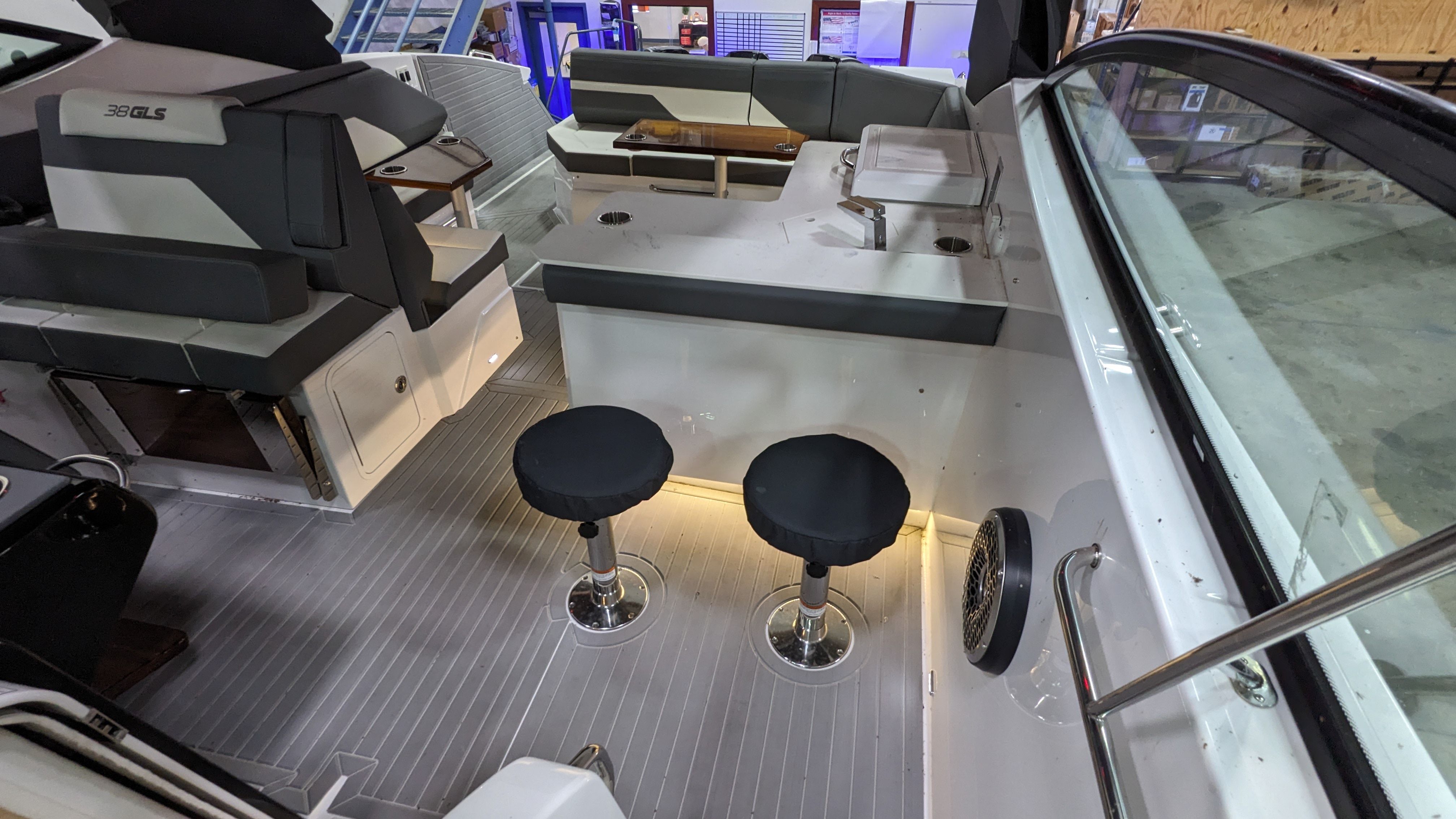 2024 Cruisers Yachts
                                                             38 GLS Outboard Image Thumbnail #22