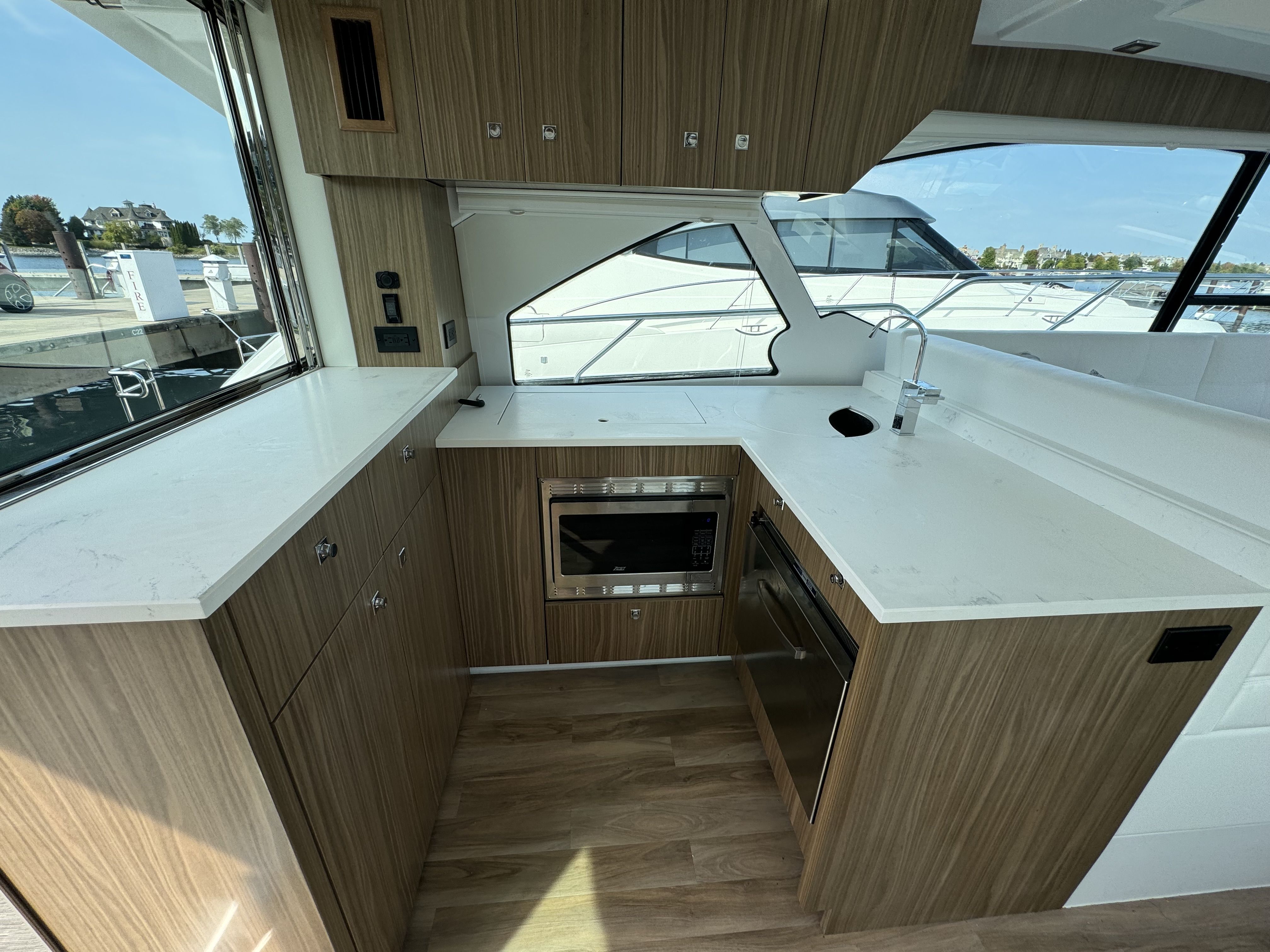 2024 Cruisers Yachts
                                                             50 Cantius Image Thumbnail #11