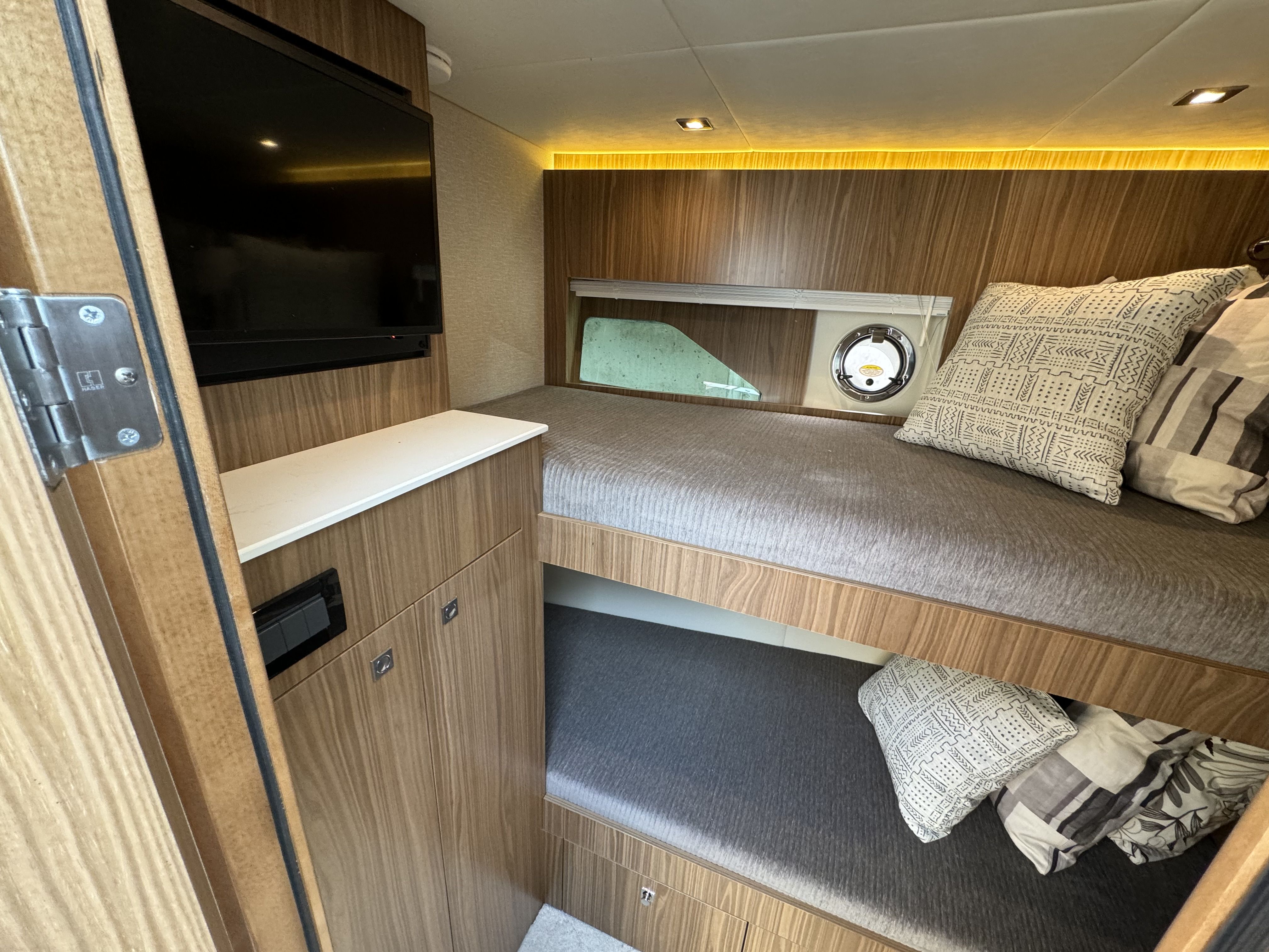 2024 Cruisers Yachts
                                                             50 Cantius Image Thumbnail #22