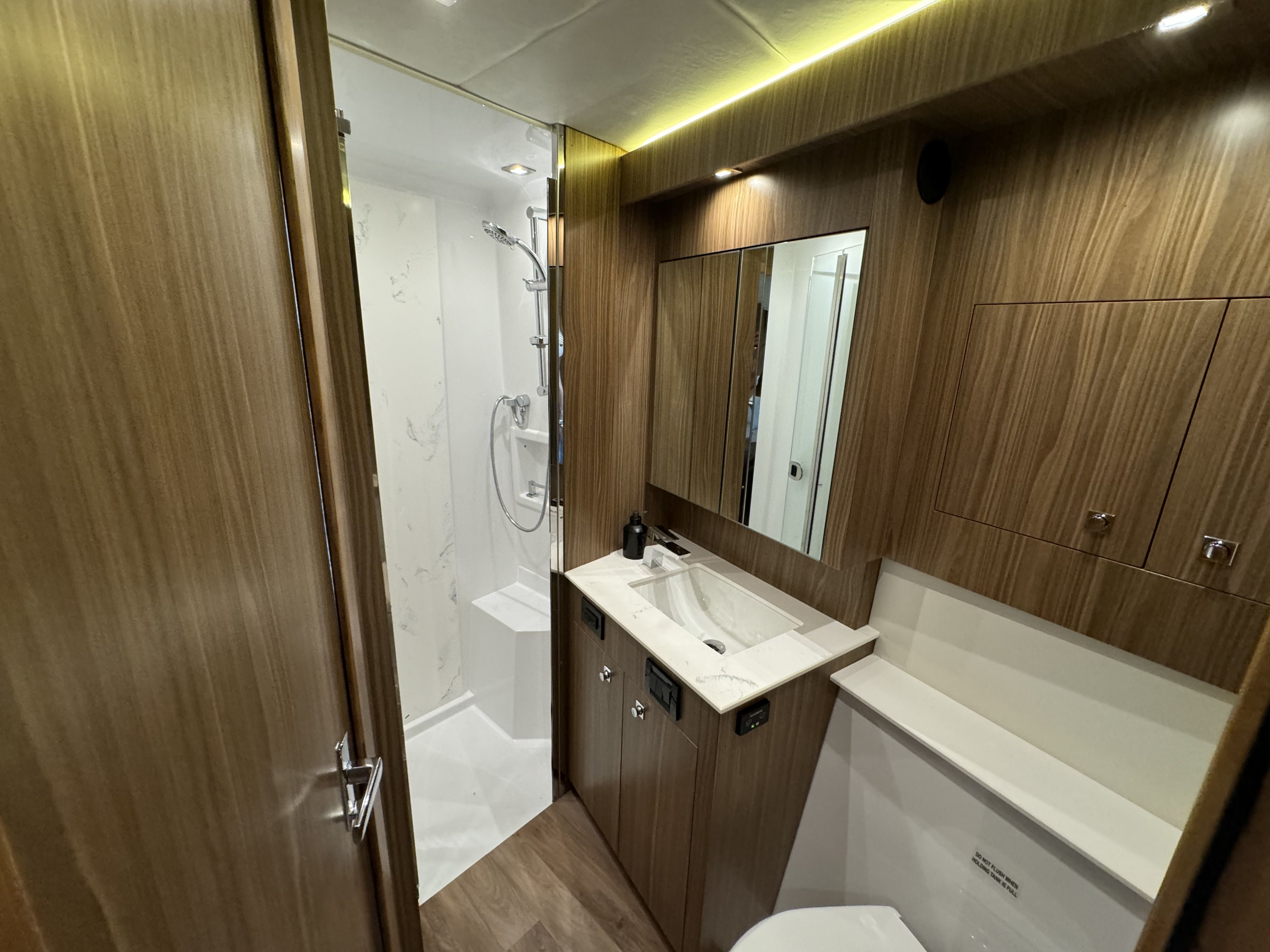 2024 Cruisers Yachts
                                                             50 Cantius Image Thumbnail #28