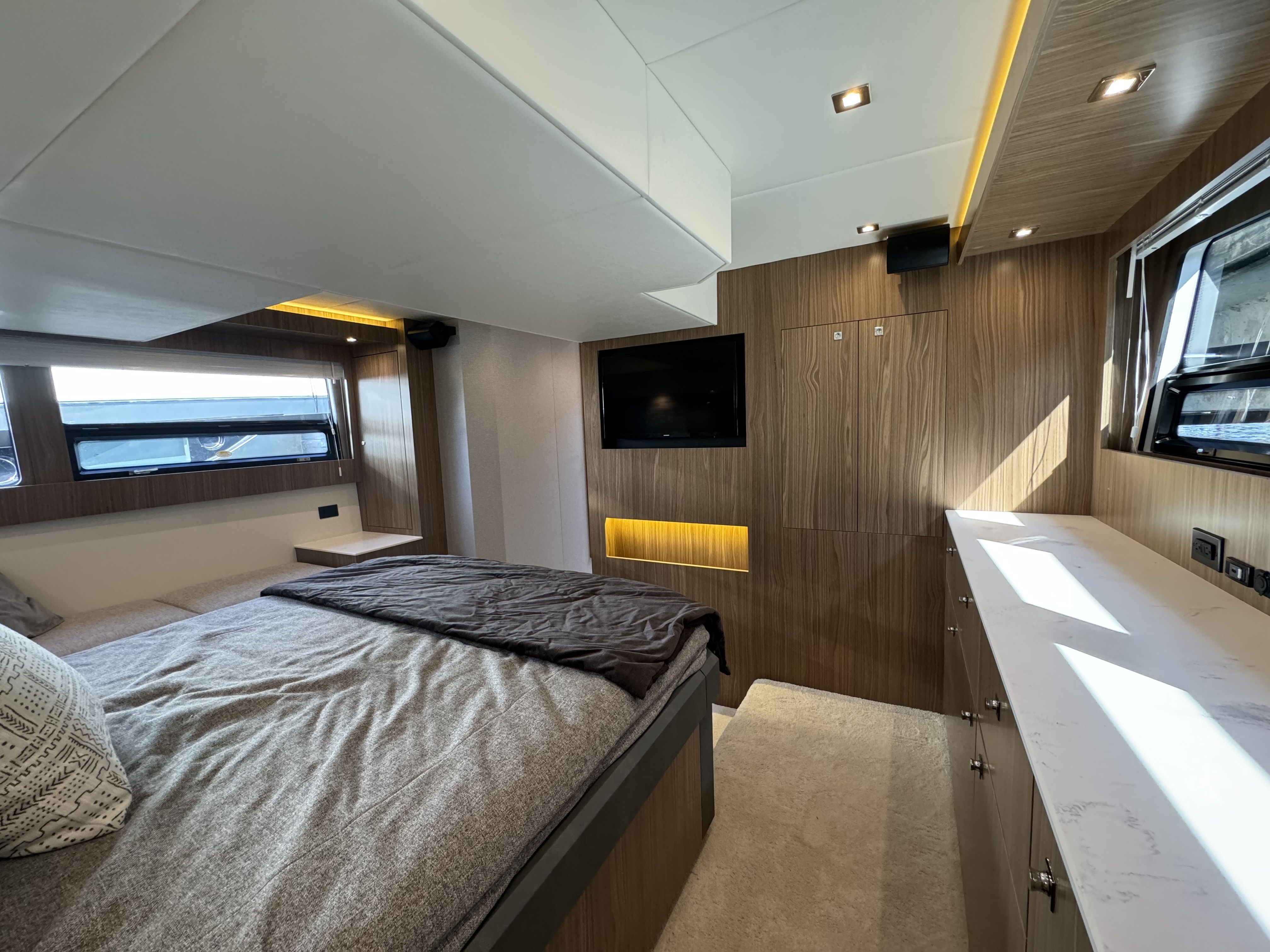 2024 Cruisers Yachts
                                                             50 Cantius Image Thumbnail #35