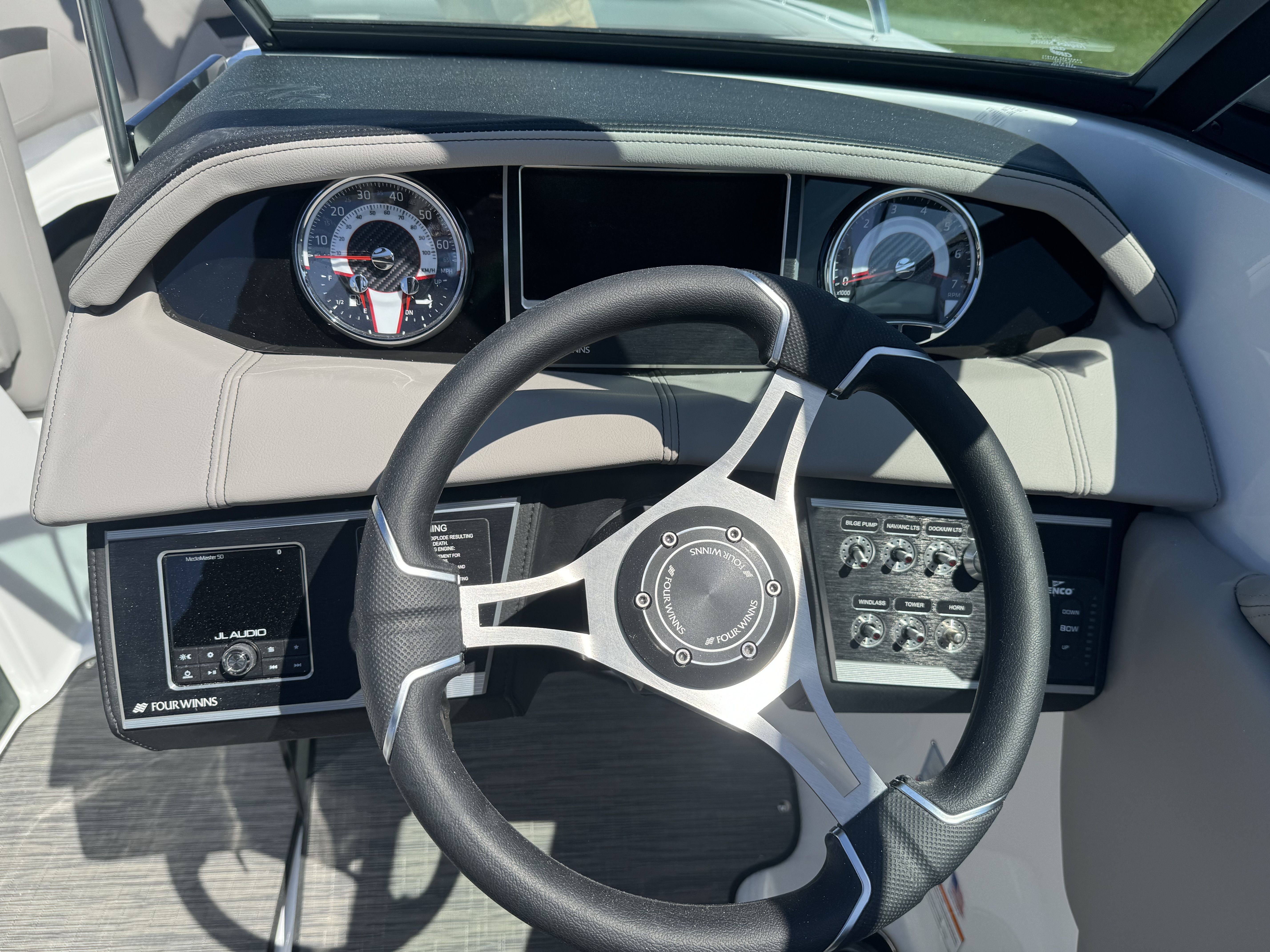 2024 Four Winns HD8 Image Thumbnail #8