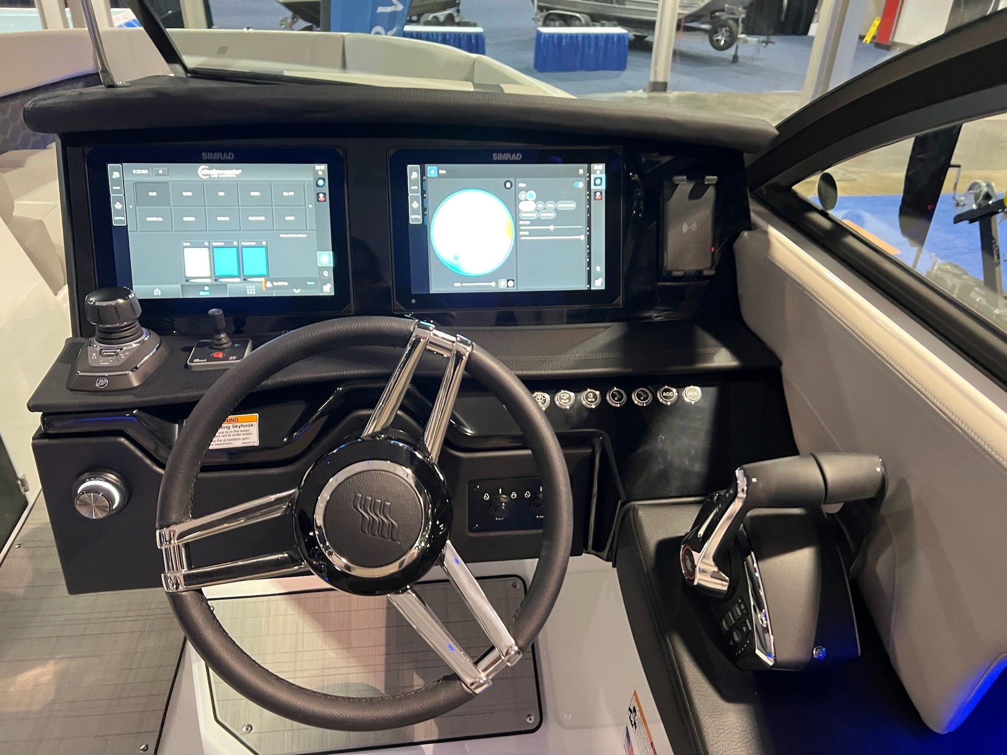 2025 Four Winns H9 OB Image Thumbnail #8