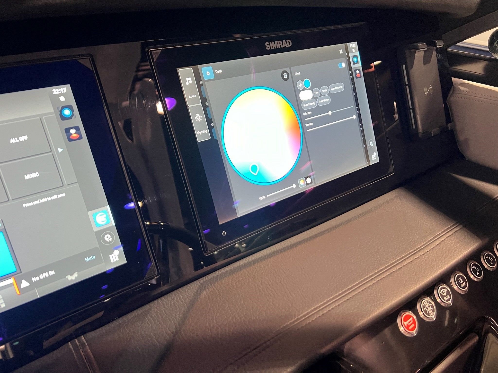 2025 Four Winns H9 OB Image Thumbnail #9