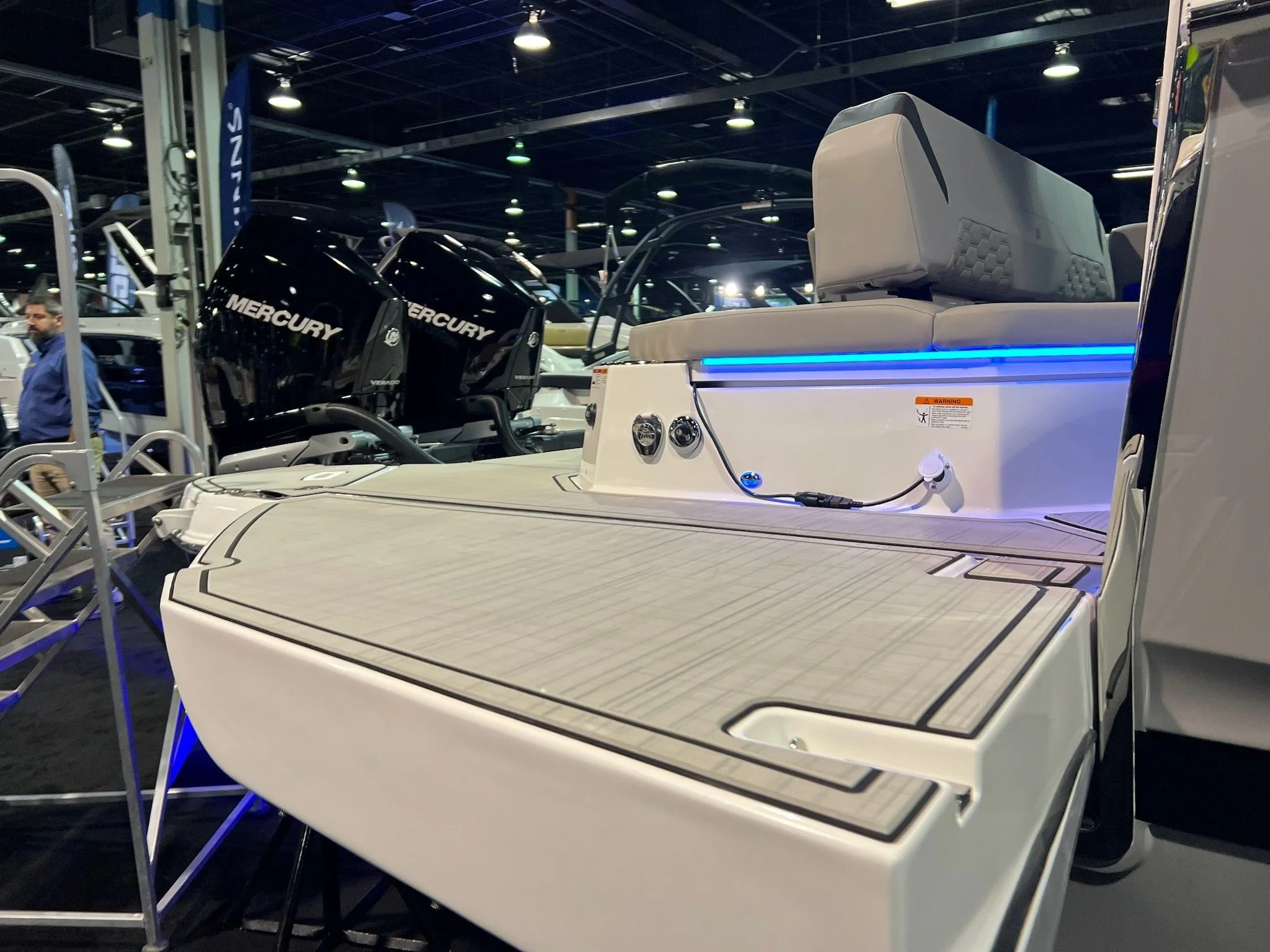 2025 Four Winns H9 OB Image Thumbnail #14