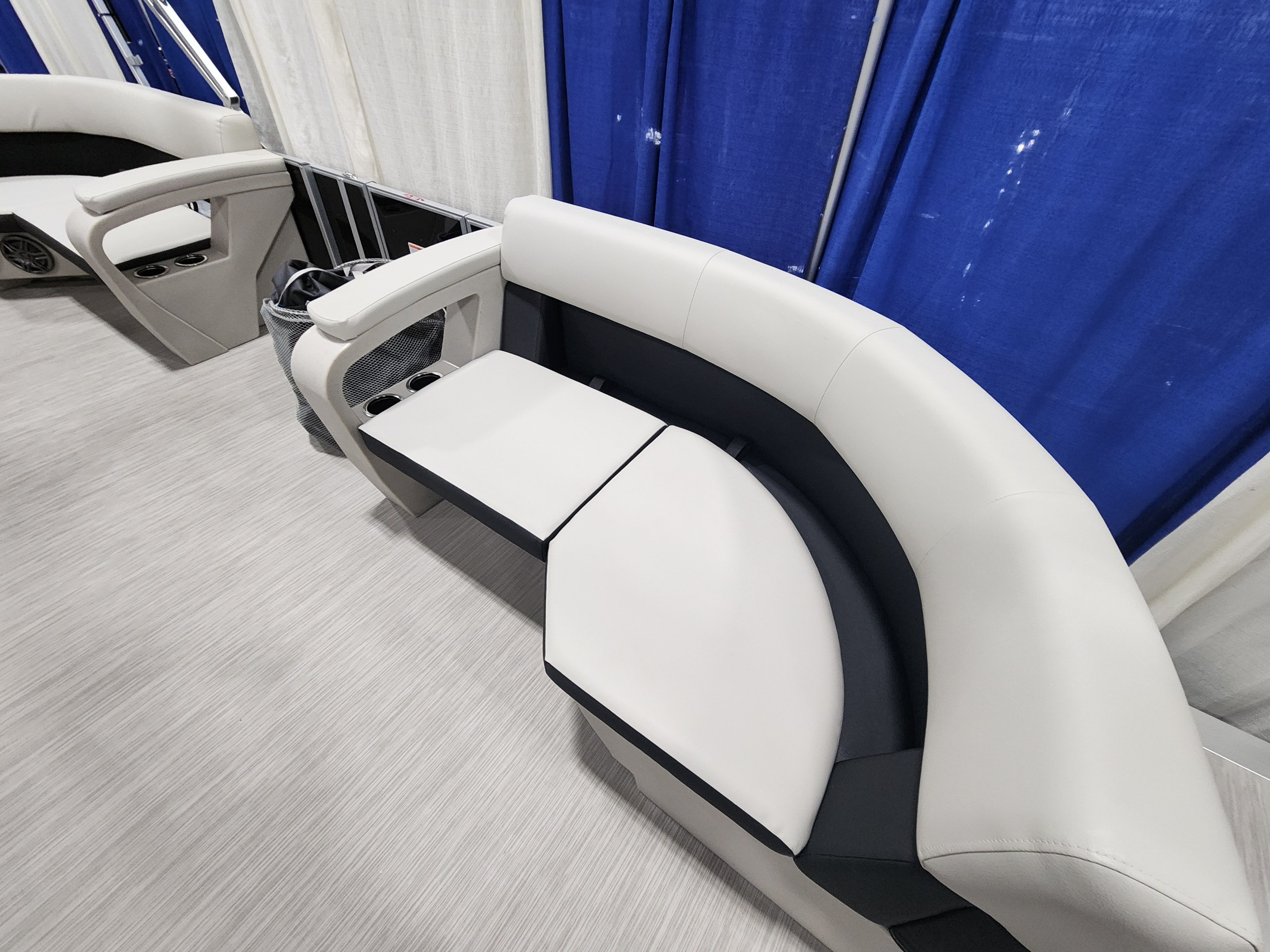 2024 Harris Breeze 210 Image Thumbnail #3