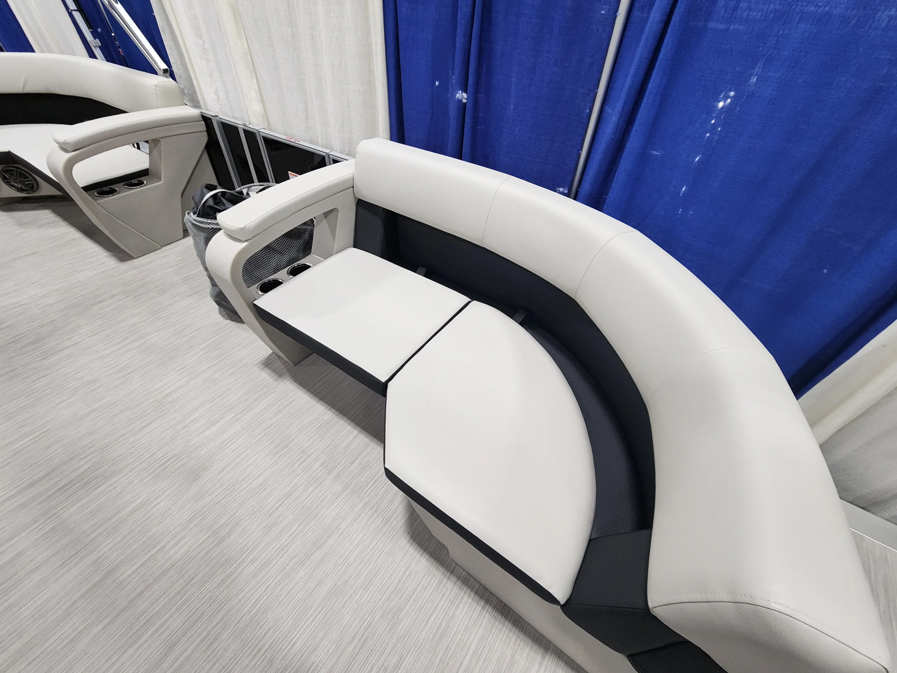 2024 Harris Breeze 210 Image Thumbnail #3