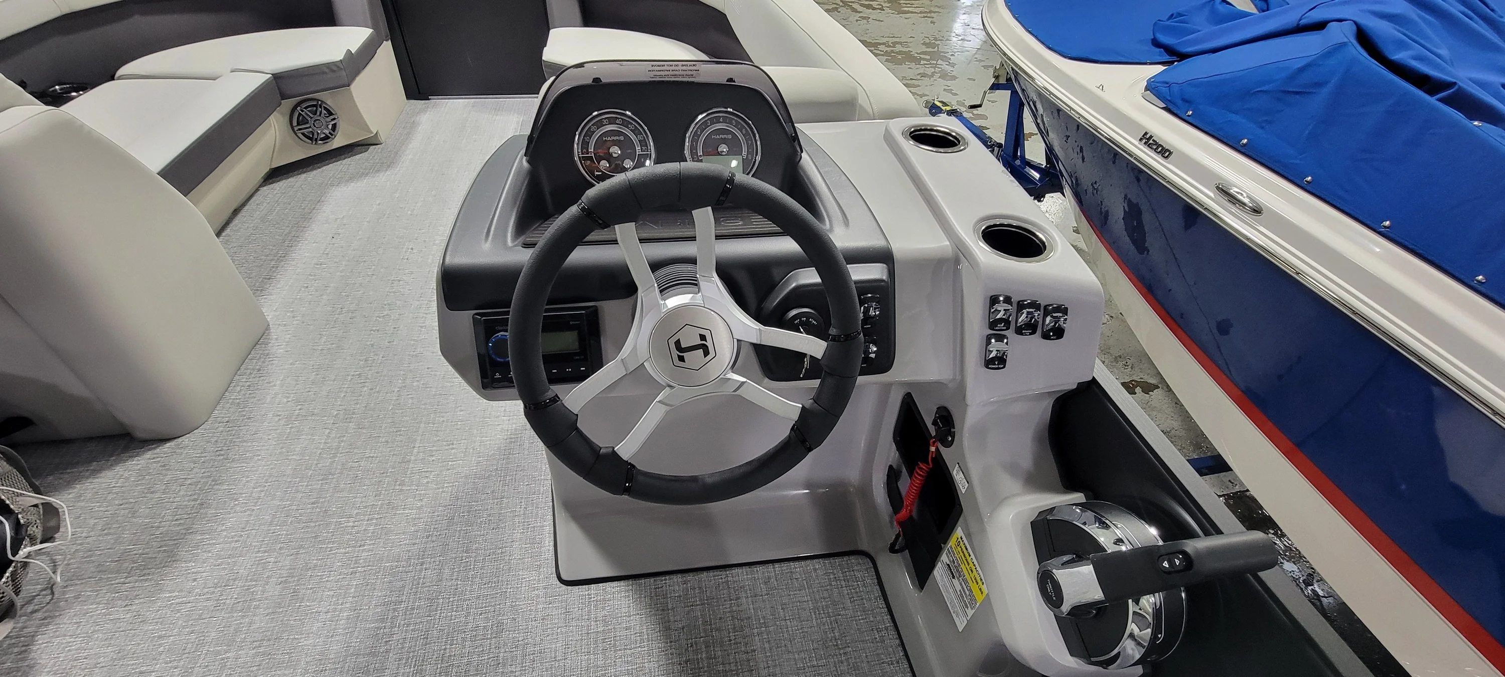 2025 Harris 230 Cruiser Image Thumbnail #2