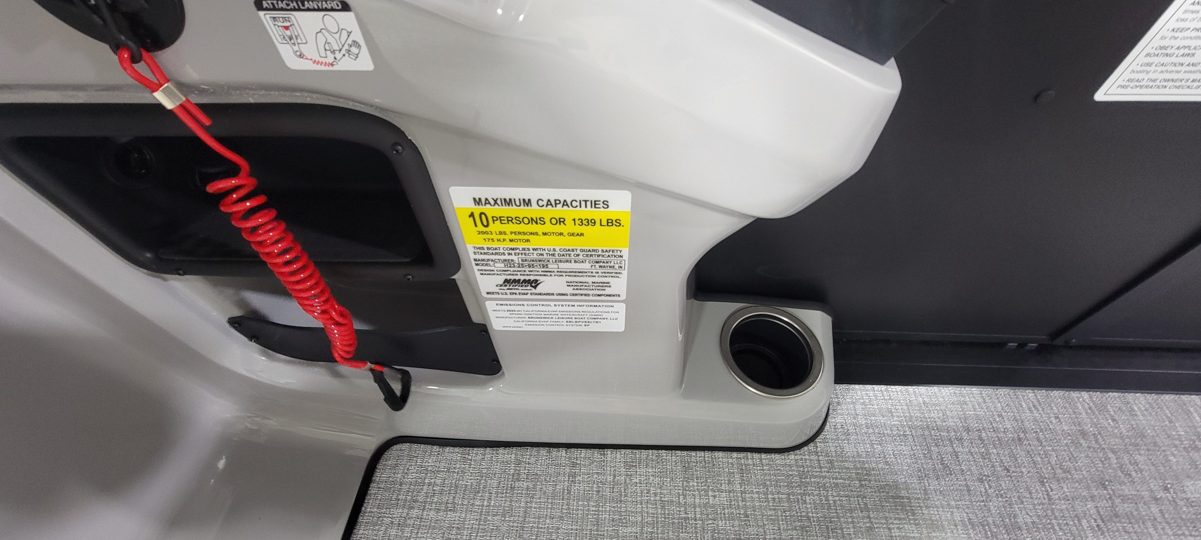 2025 Harris 230 Cruiser Image Thumbnail #4