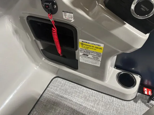 2025 Harris 230 Cruiser Image Thumbnail #5