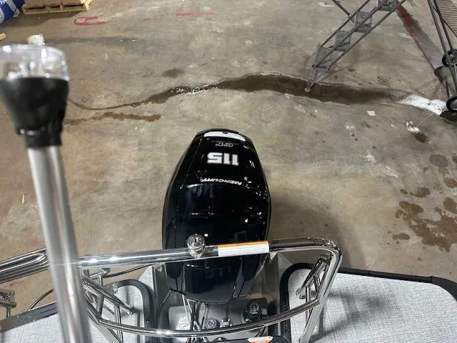 2025 Harris 230 Cruiser Image Thumbnail #10