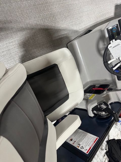 2025 Harris 230 Cruiser Image Thumbnail #4