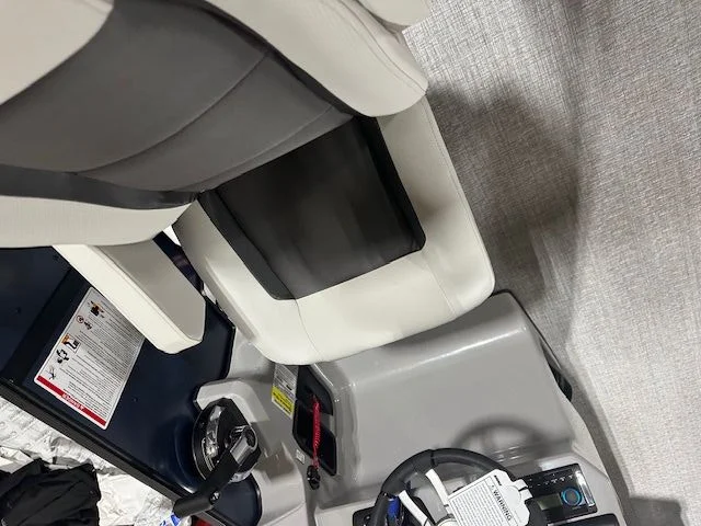 2025 Harris 230 Cruiser Image Thumbnail #4