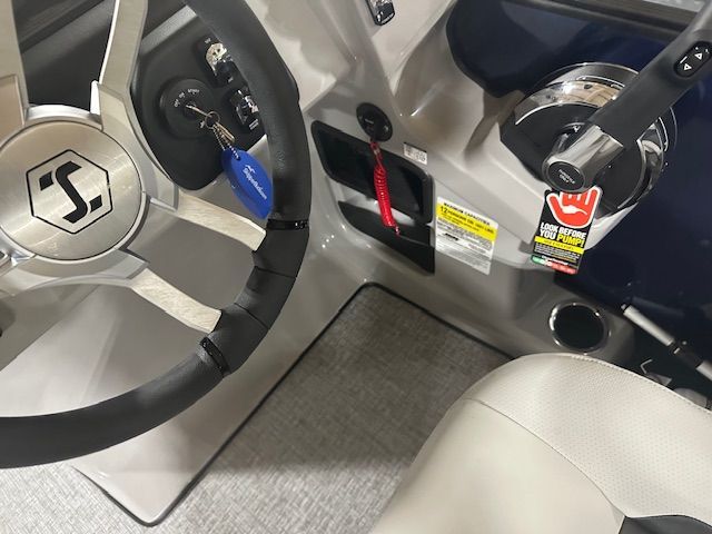 2025 Harris 210 Cruiser Image Thumbnail #7