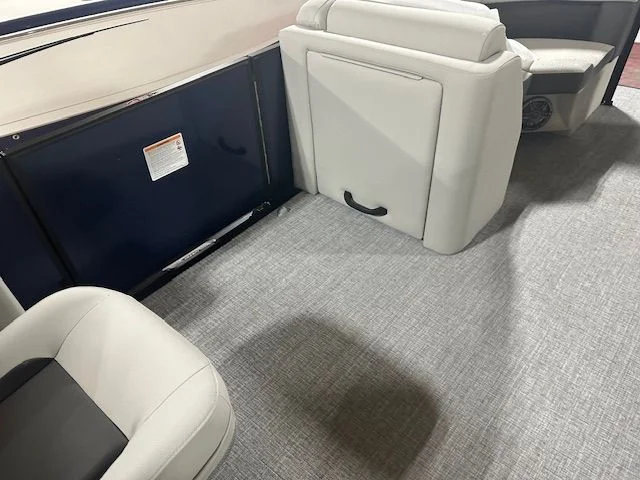 2025 Harris 210 Cruiser Image Thumbnail #9