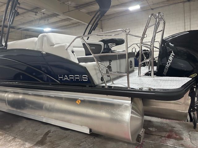 2025 Harris
                                                             250 Cruiser Image Thumbnail #11