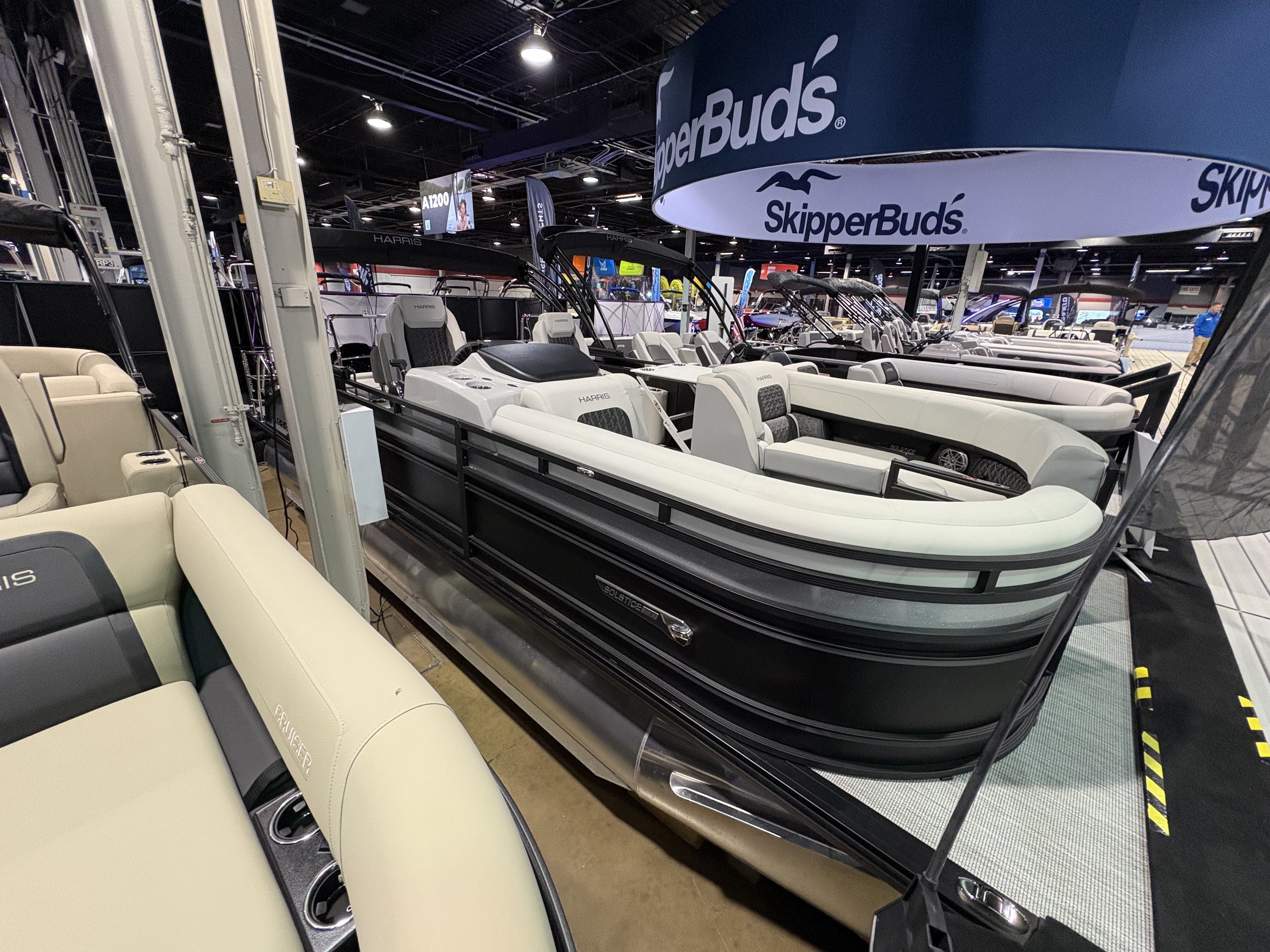 2025 Harris 230 Solstice Image Thumbnail #0