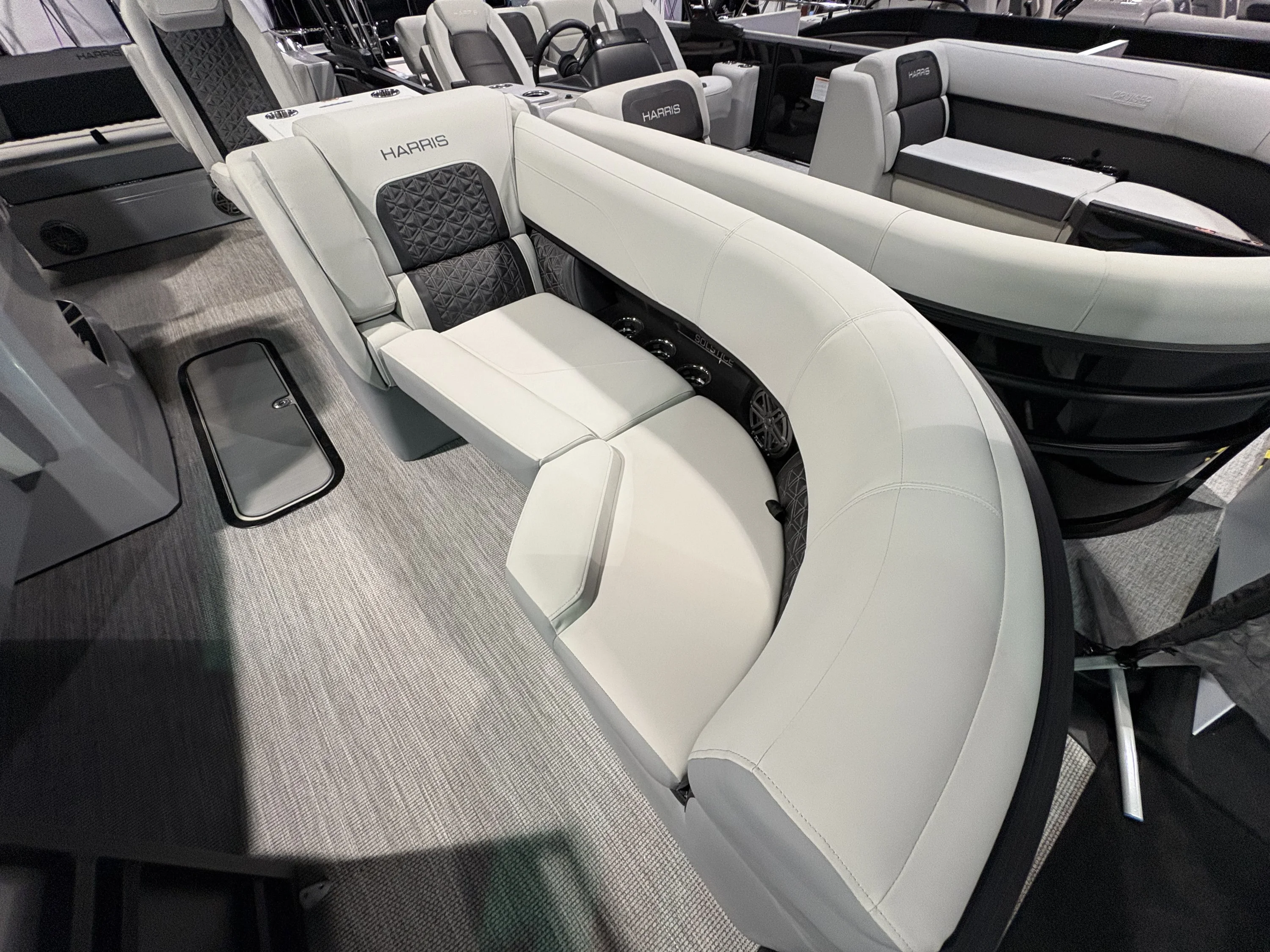2025 Harris 230 Solstice Image Thumbnail #2