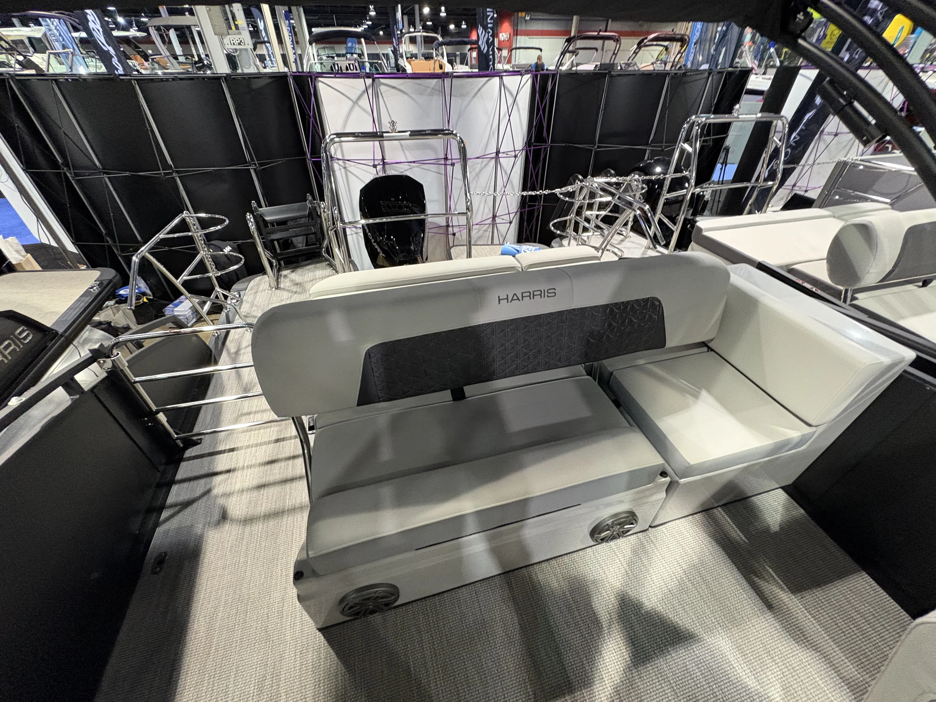 2025 Harris 230 Solstice Image Thumbnail #7