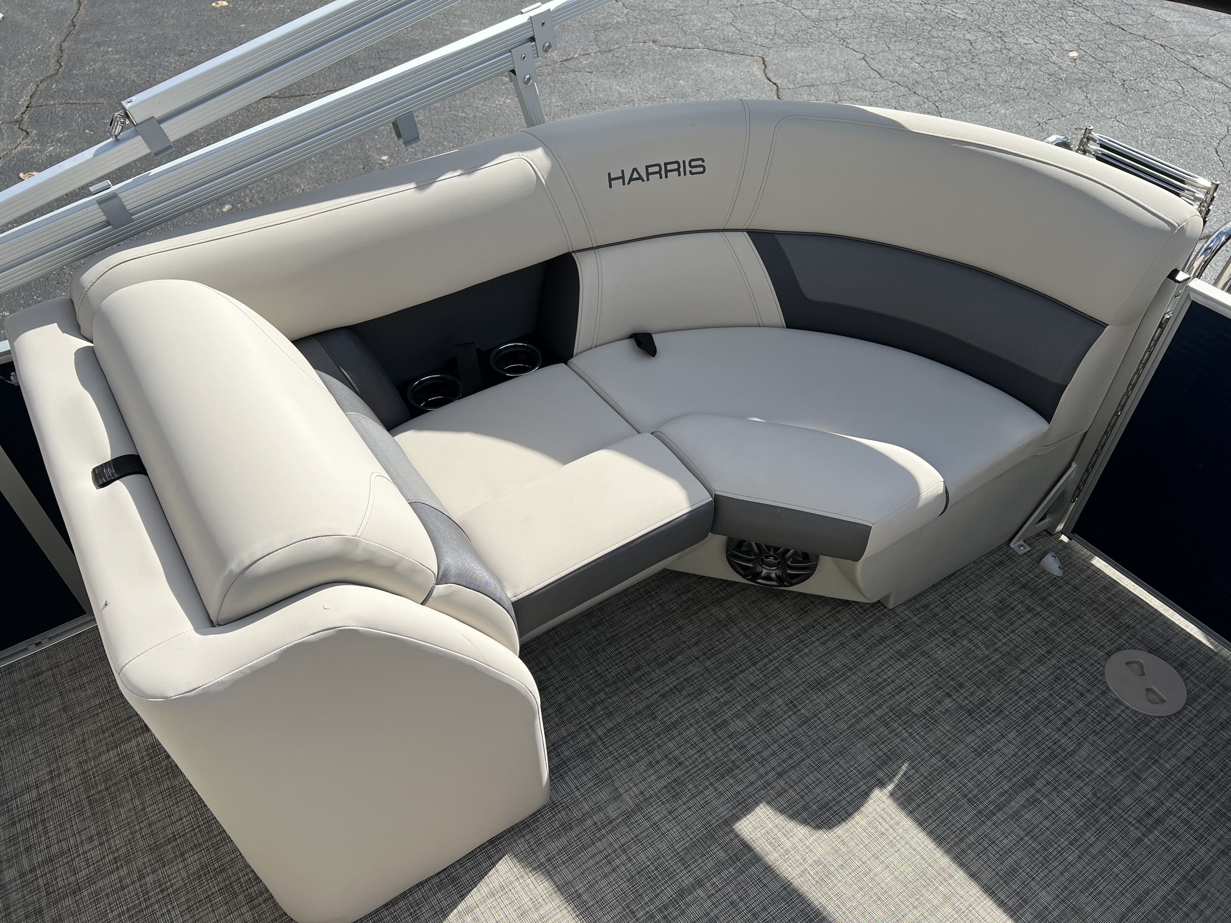 2023 Harris
                                                             230CX Image Thumbnail #10
