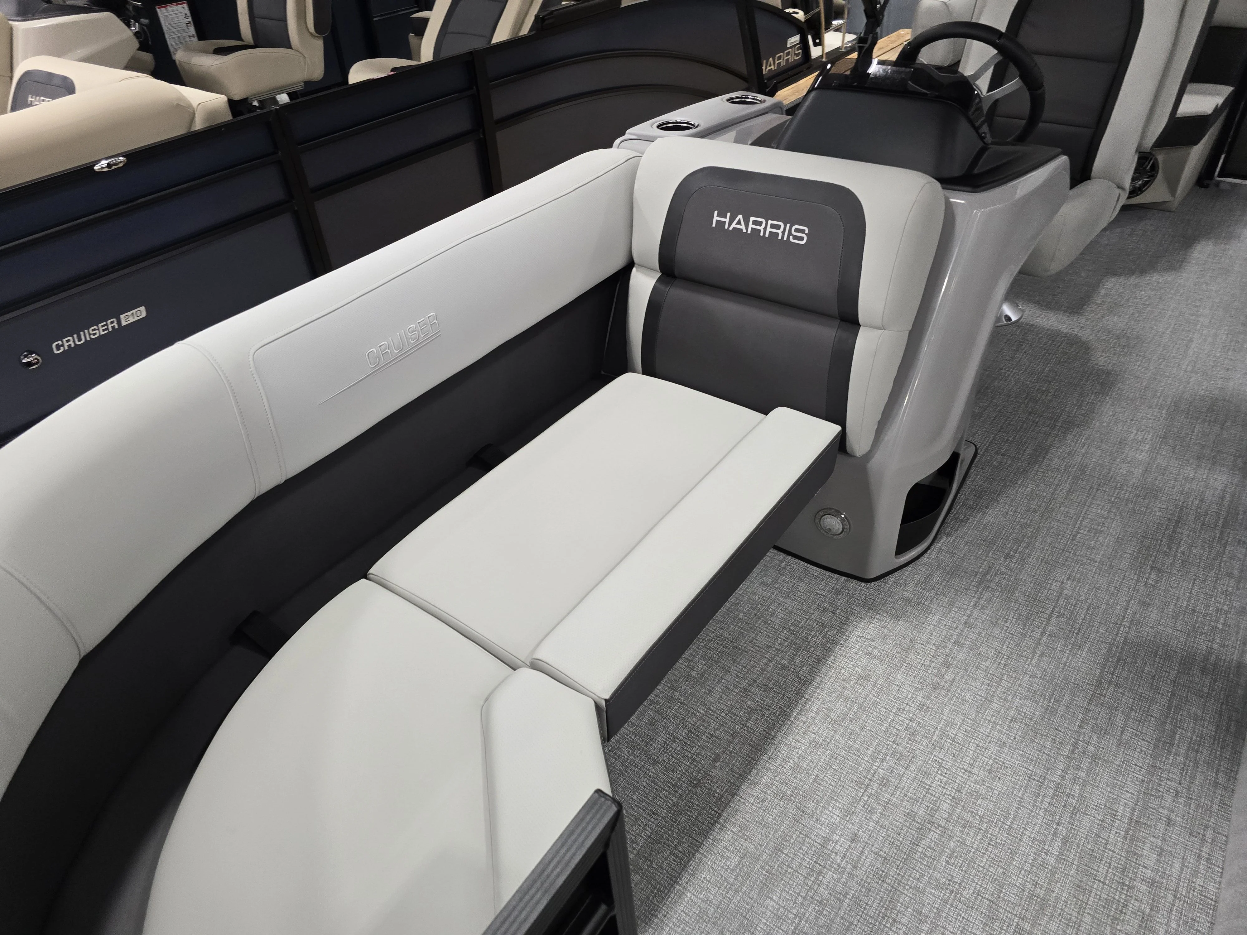 2025 Harris Cruiser 190 Image Thumbnail #1