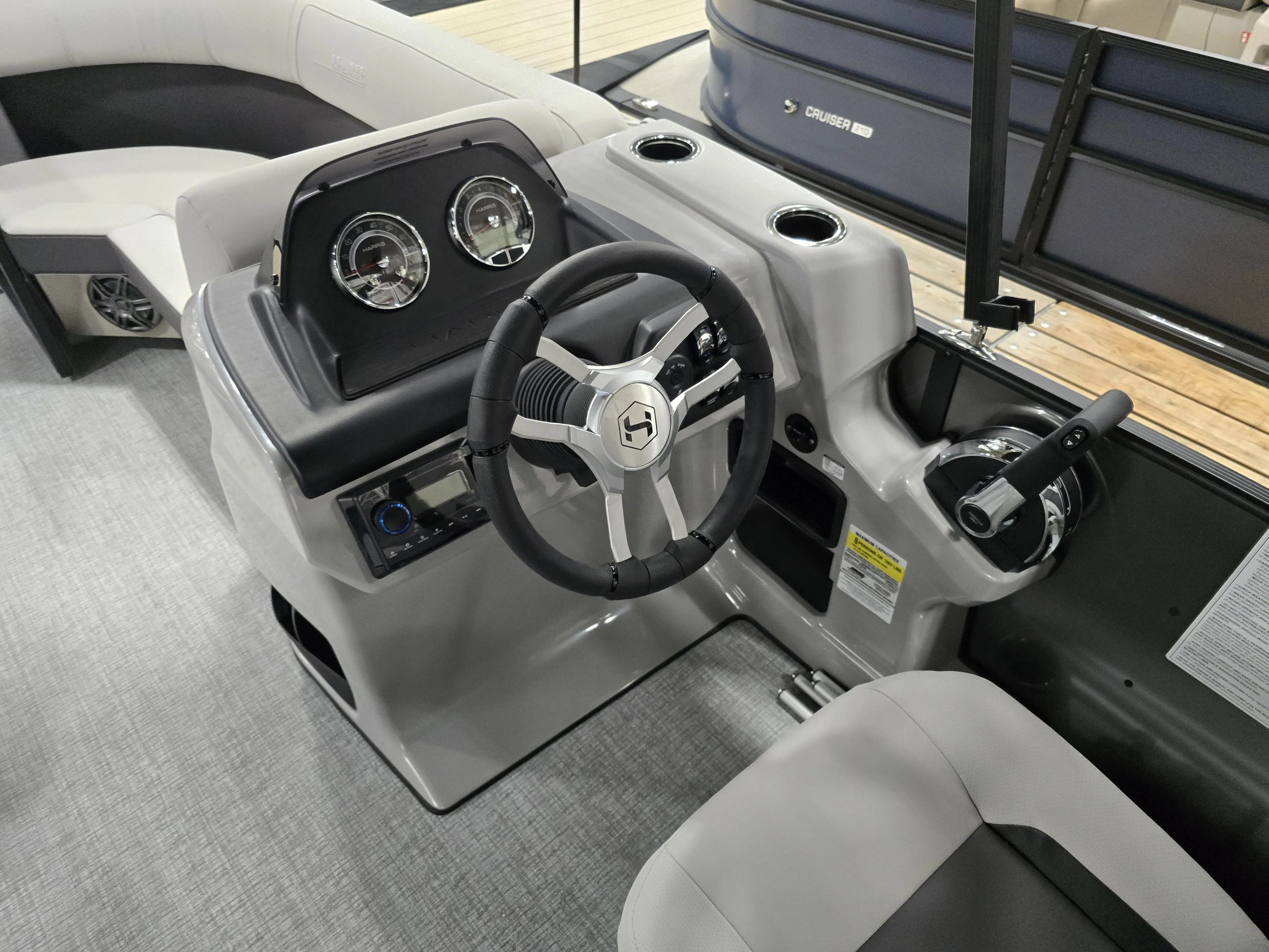 2025 Harris Cruiser 190 Image Thumbnail #5