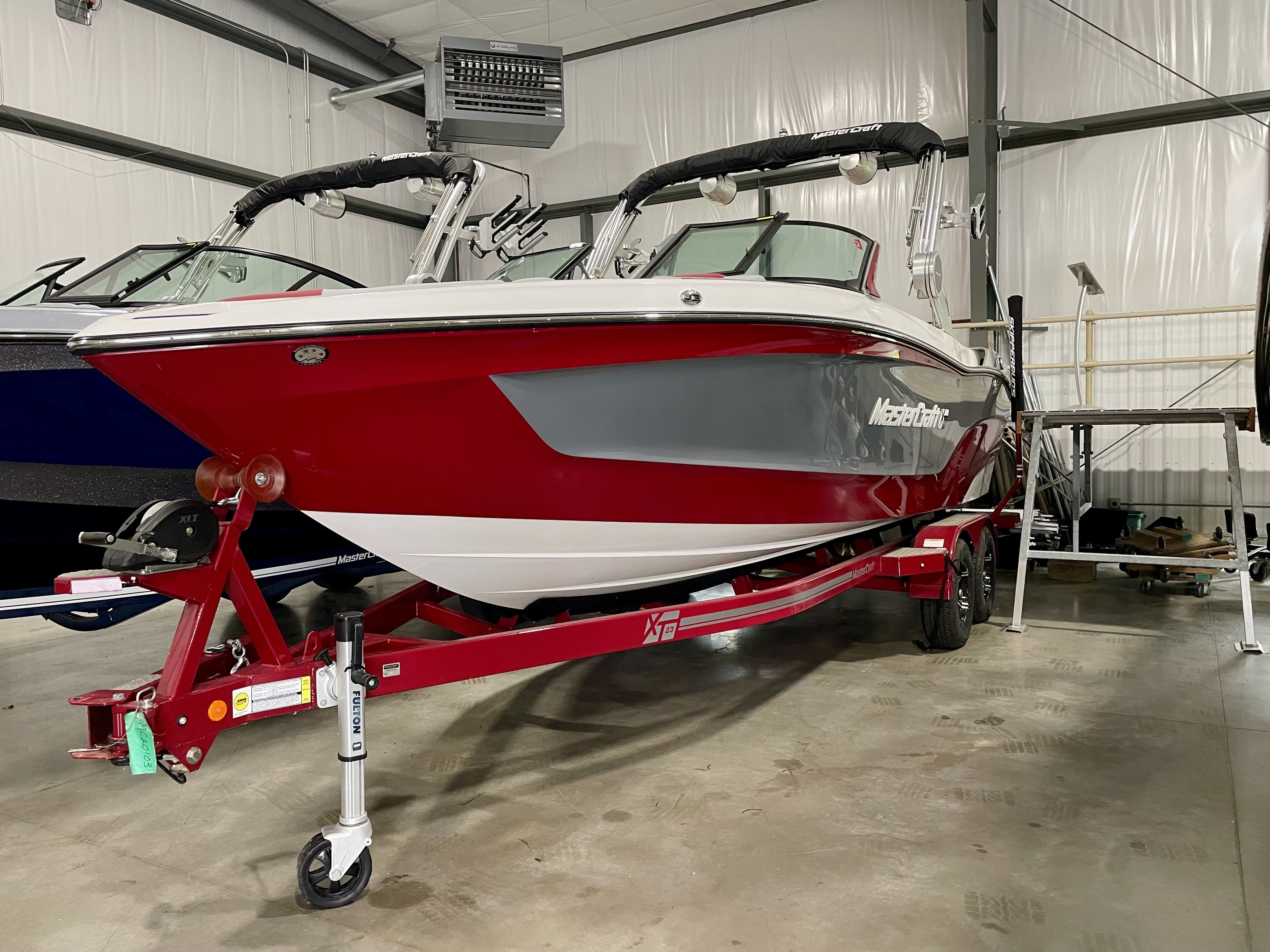2023 Mastercraft XT23