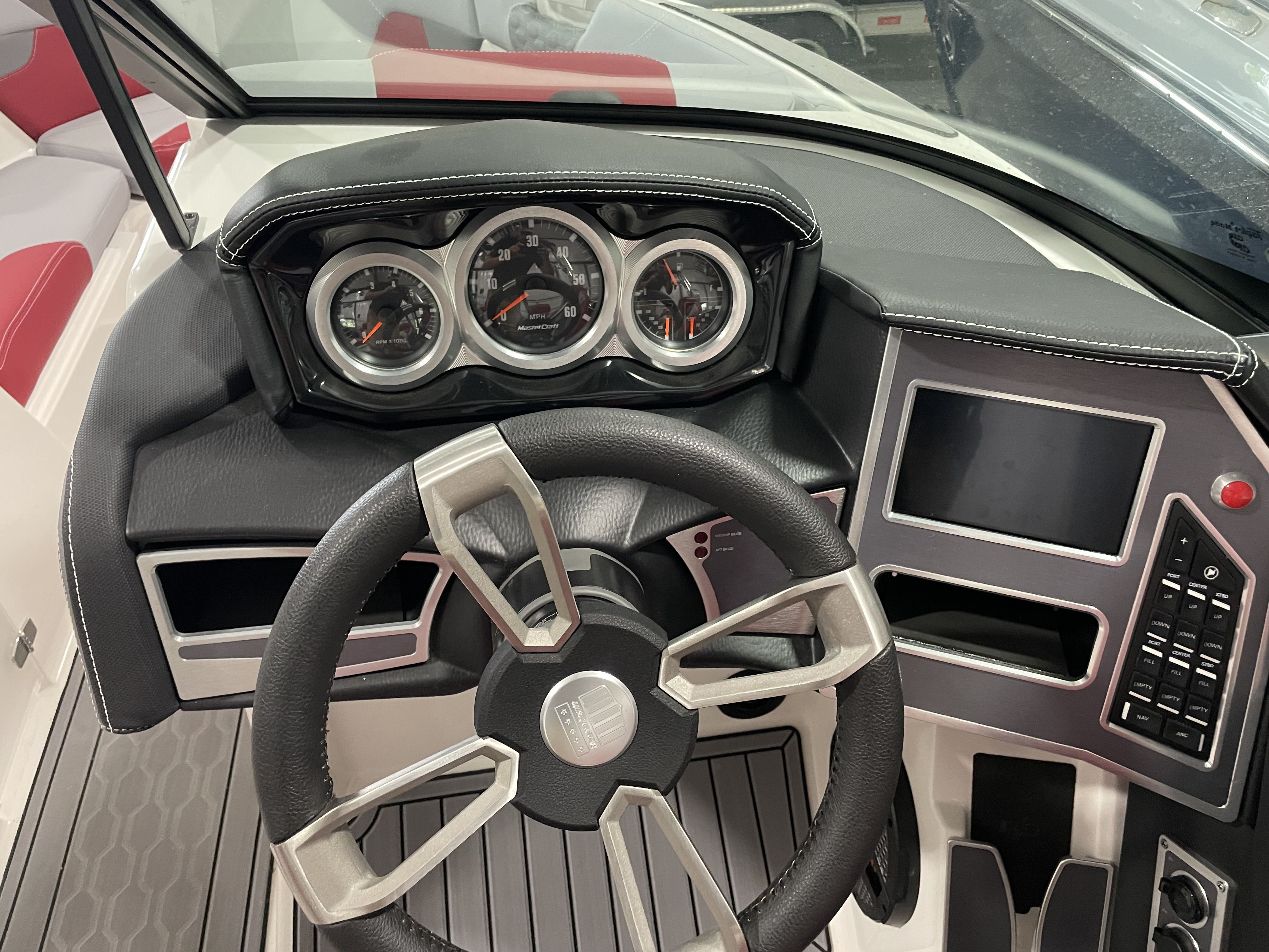 2023 Mastercraft XT23 Image Thumbnail #12