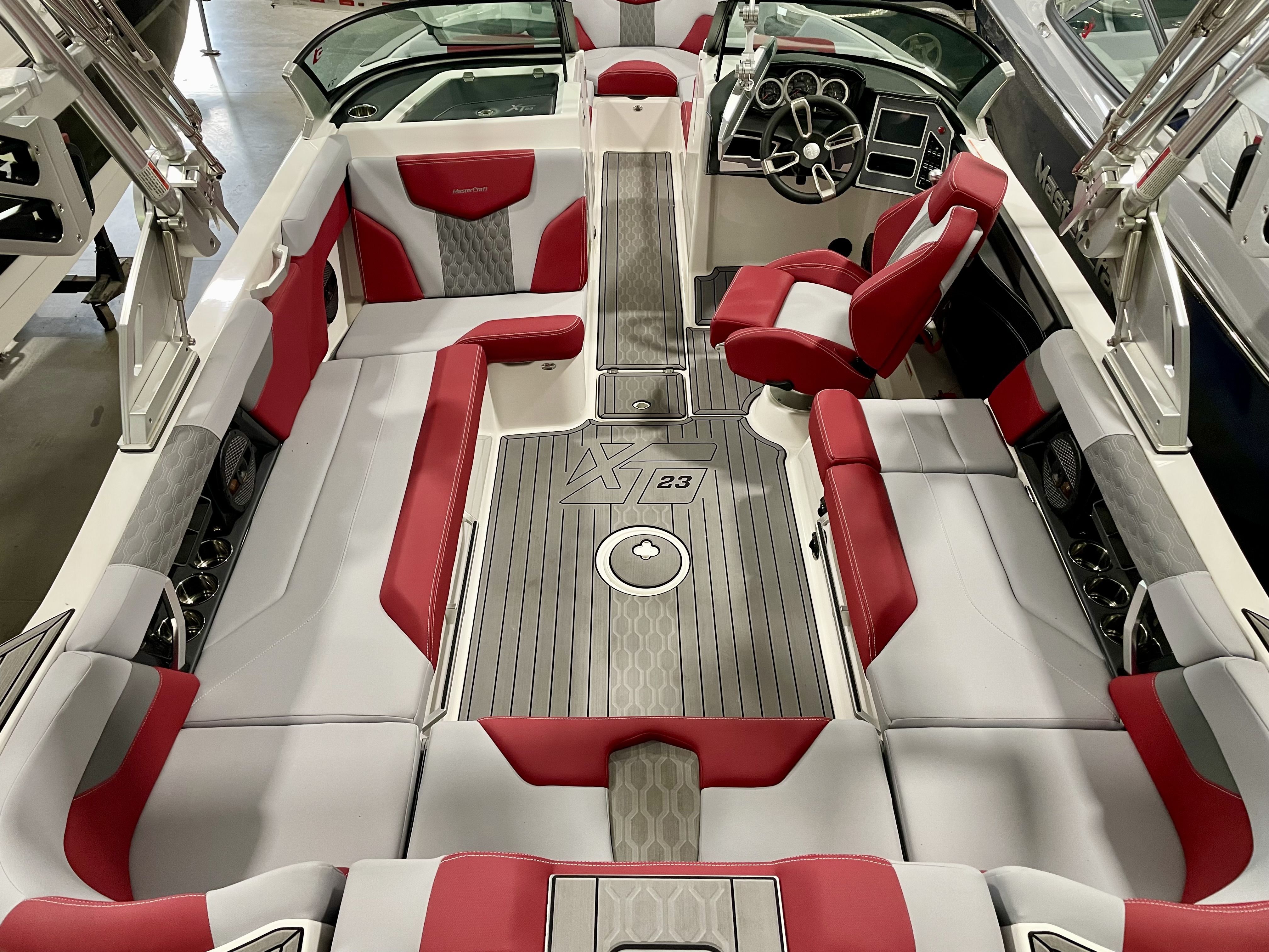 2023 Mastercraft XT23 Image Thumbnail #14
