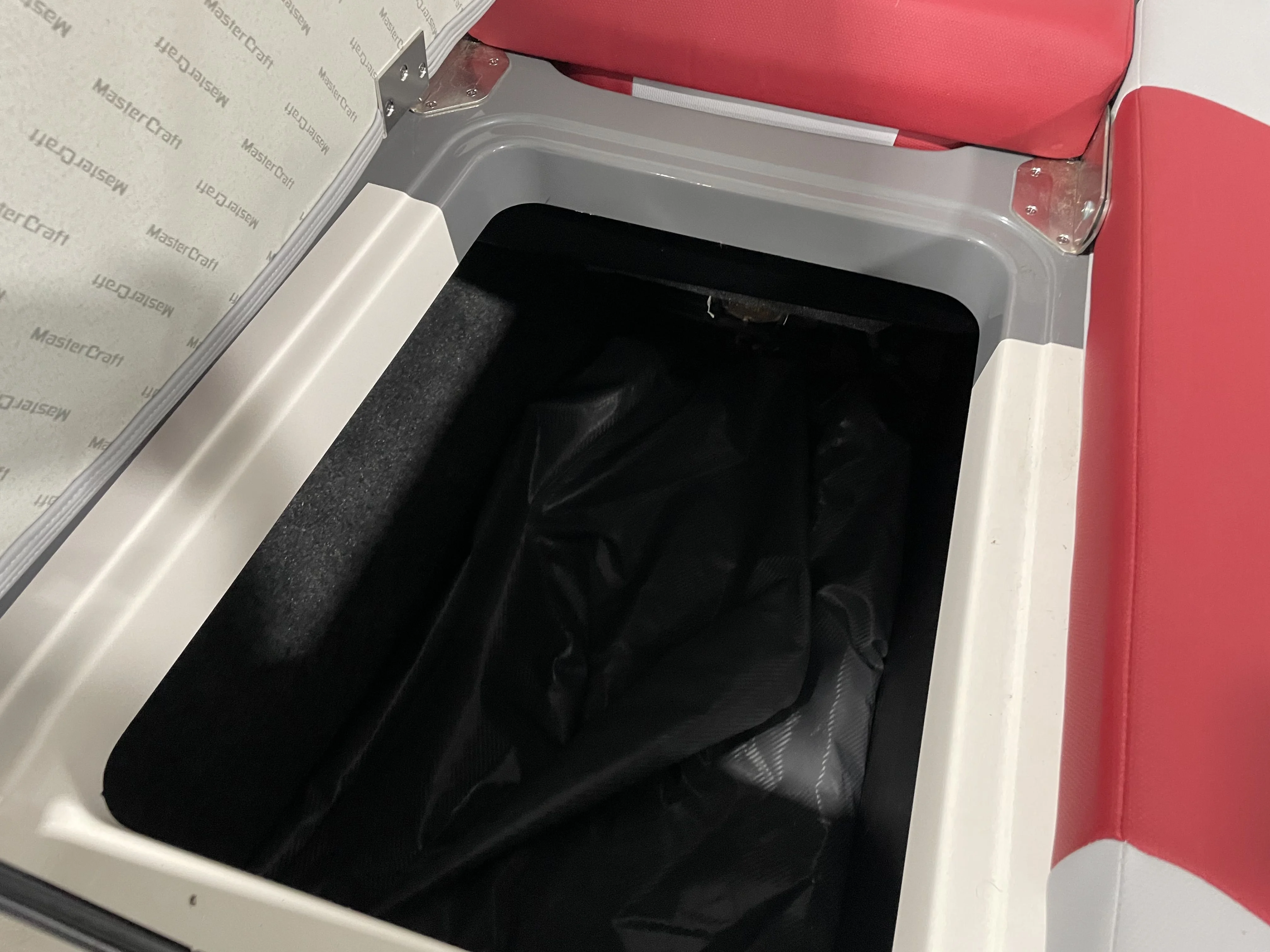 2023 Mastercraft XT23 Image Thumbnail #18