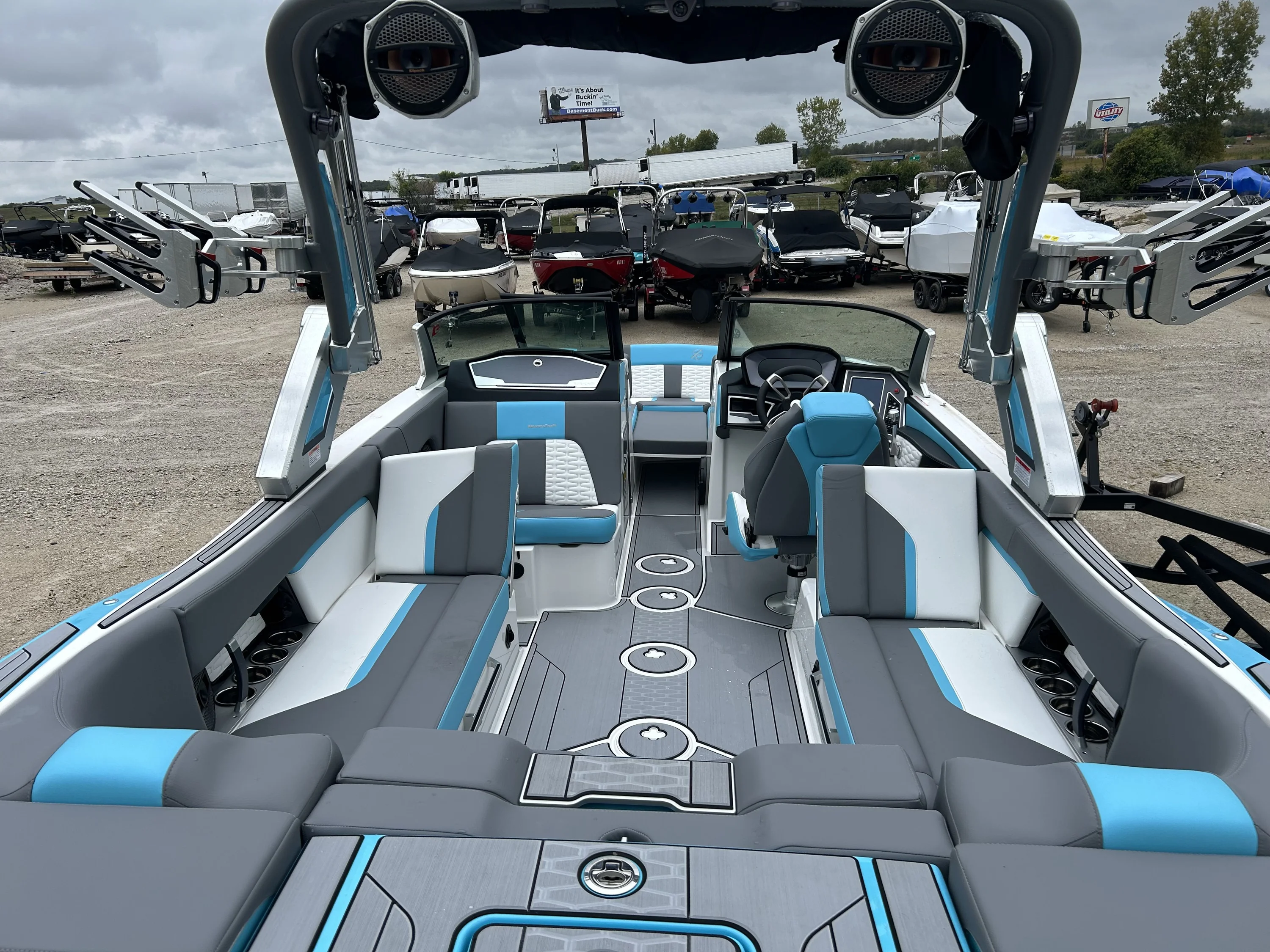 2024 Mastercraft X24 Image Thumbnail #3