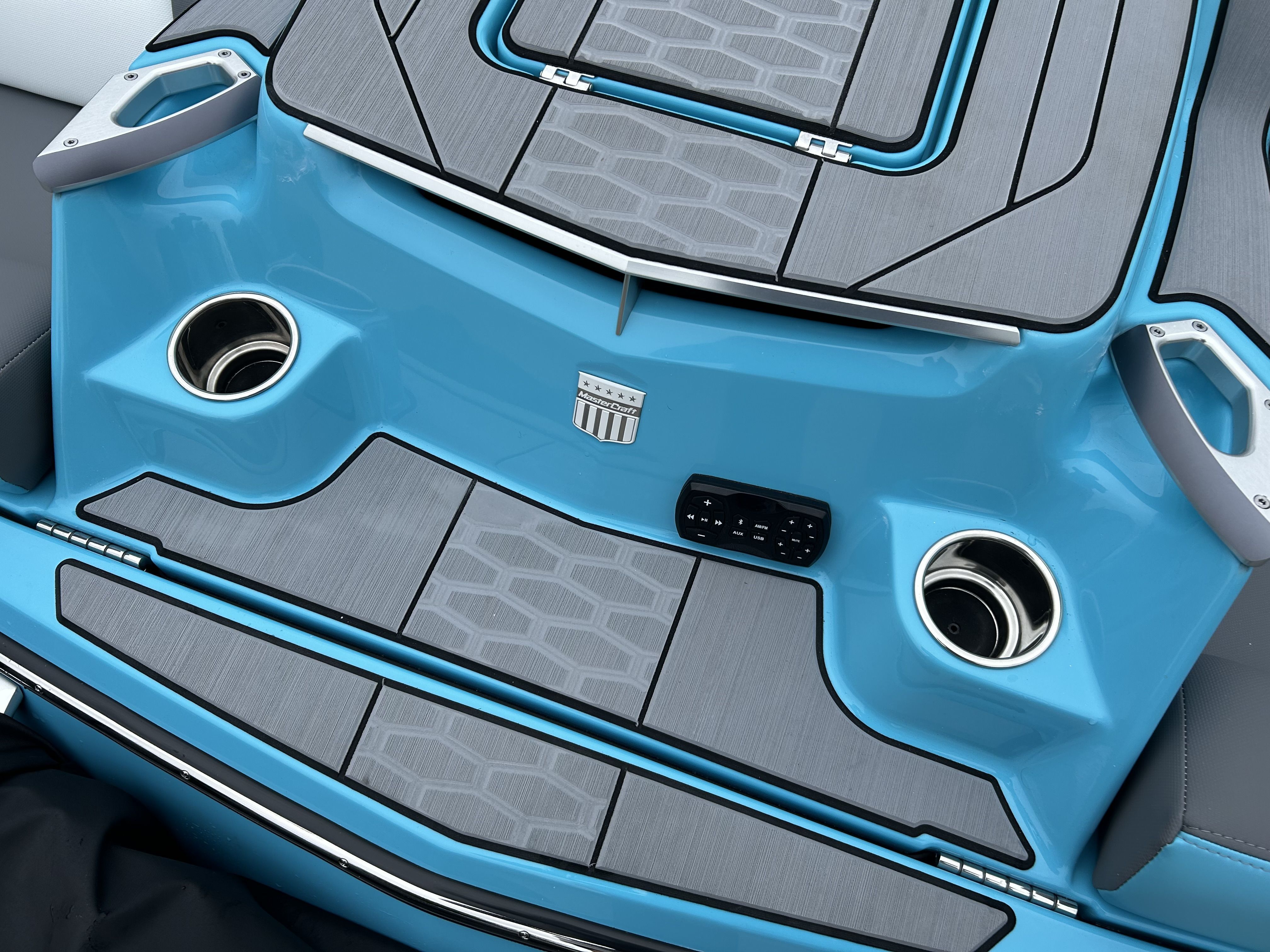 2024 Mastercraft X24 Image Thumbnail #4