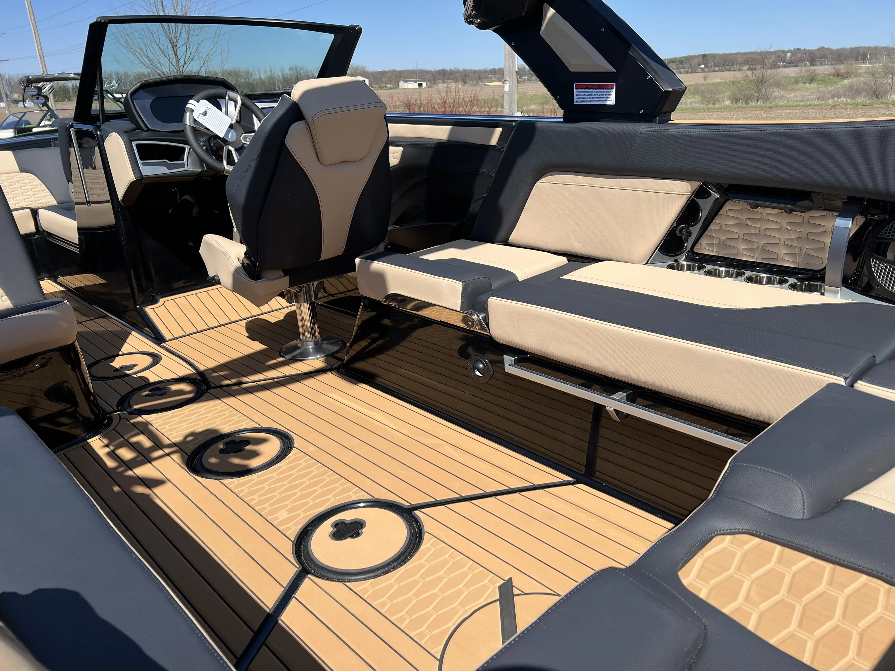 2024 Mastercraft X24 Image Thumbnail #19