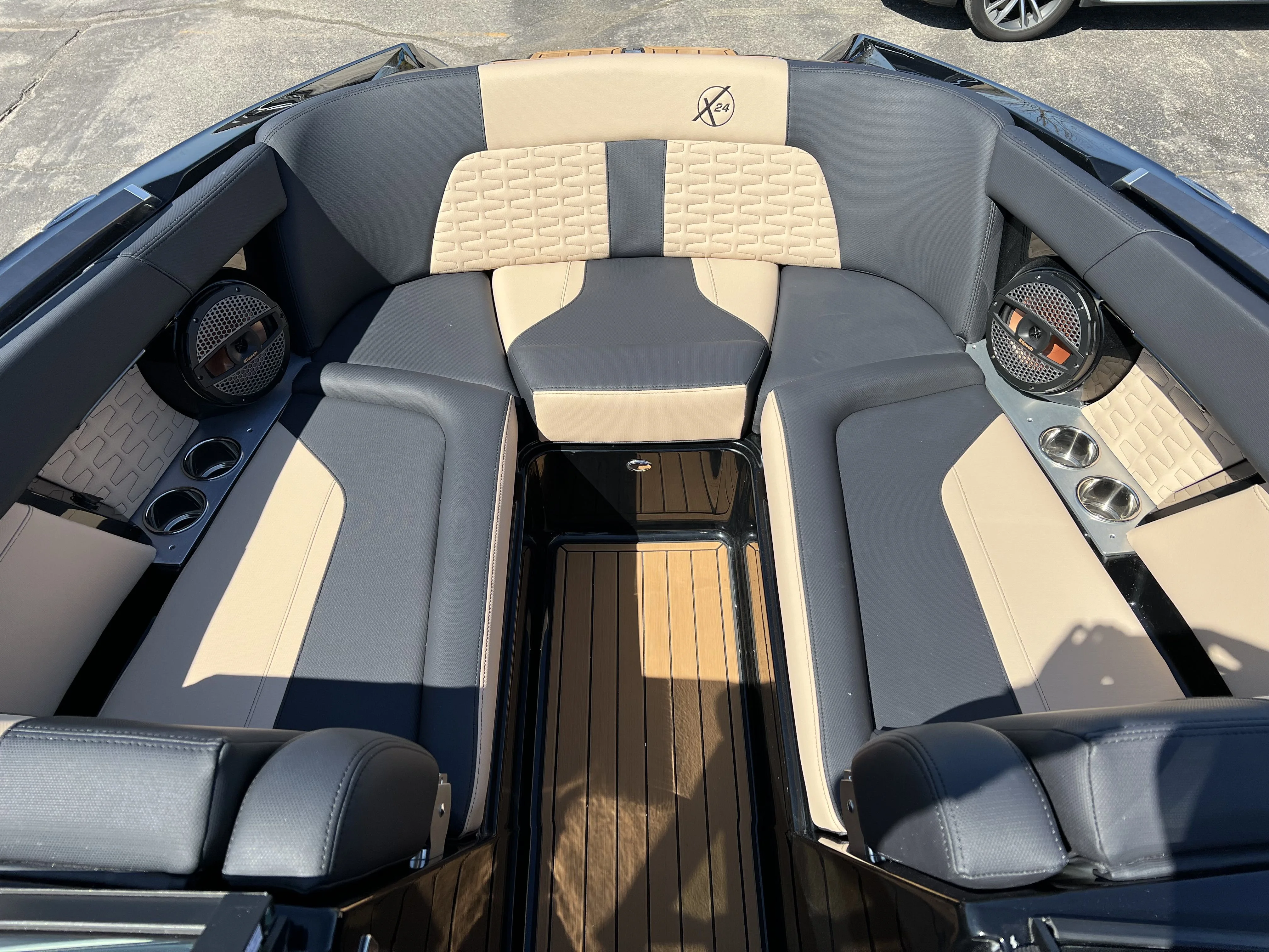 2024 Mastercraft X24 Image Thumbnail #10