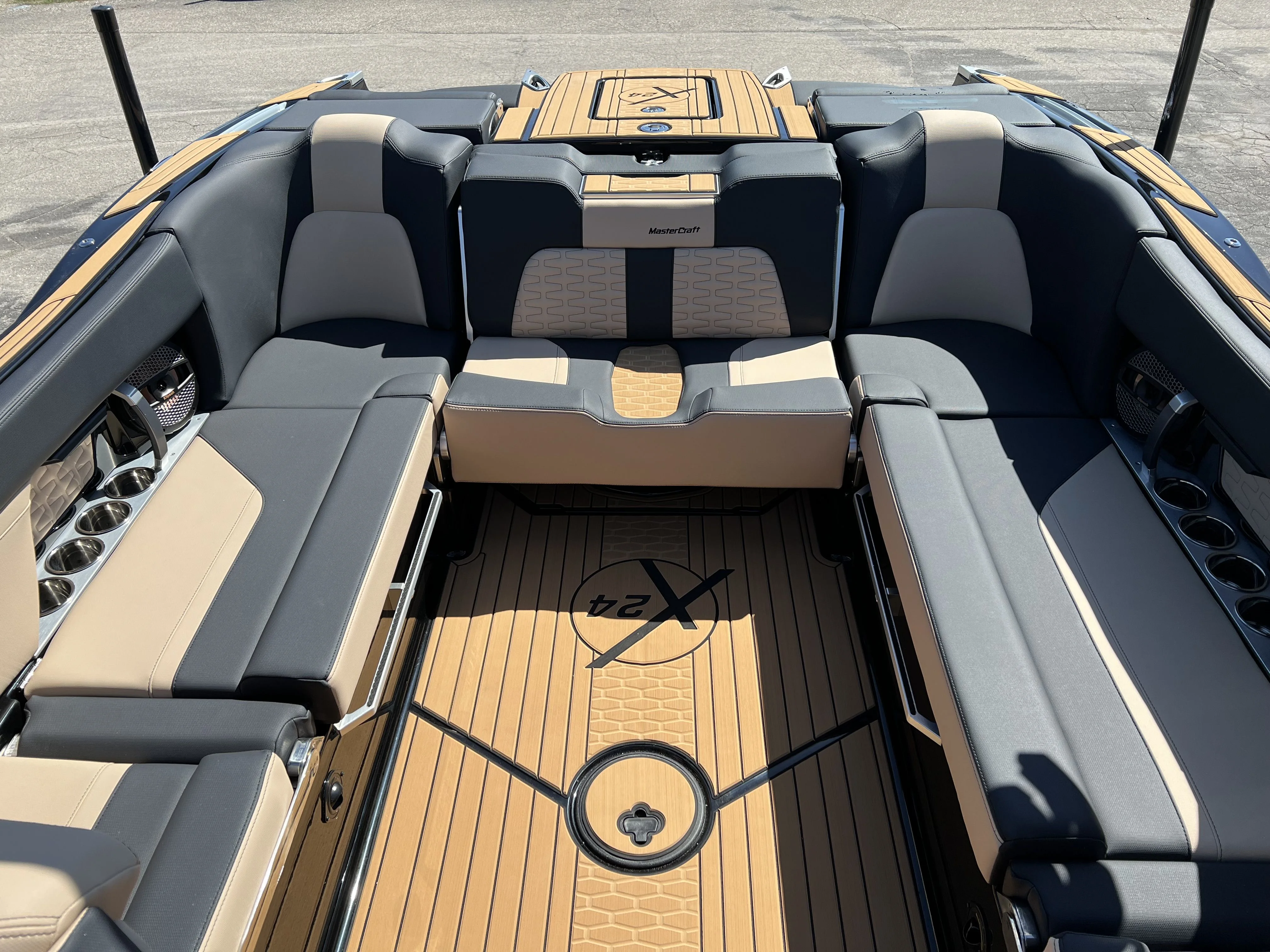 2024 Mastercraft X24 Image Thumbnail #31