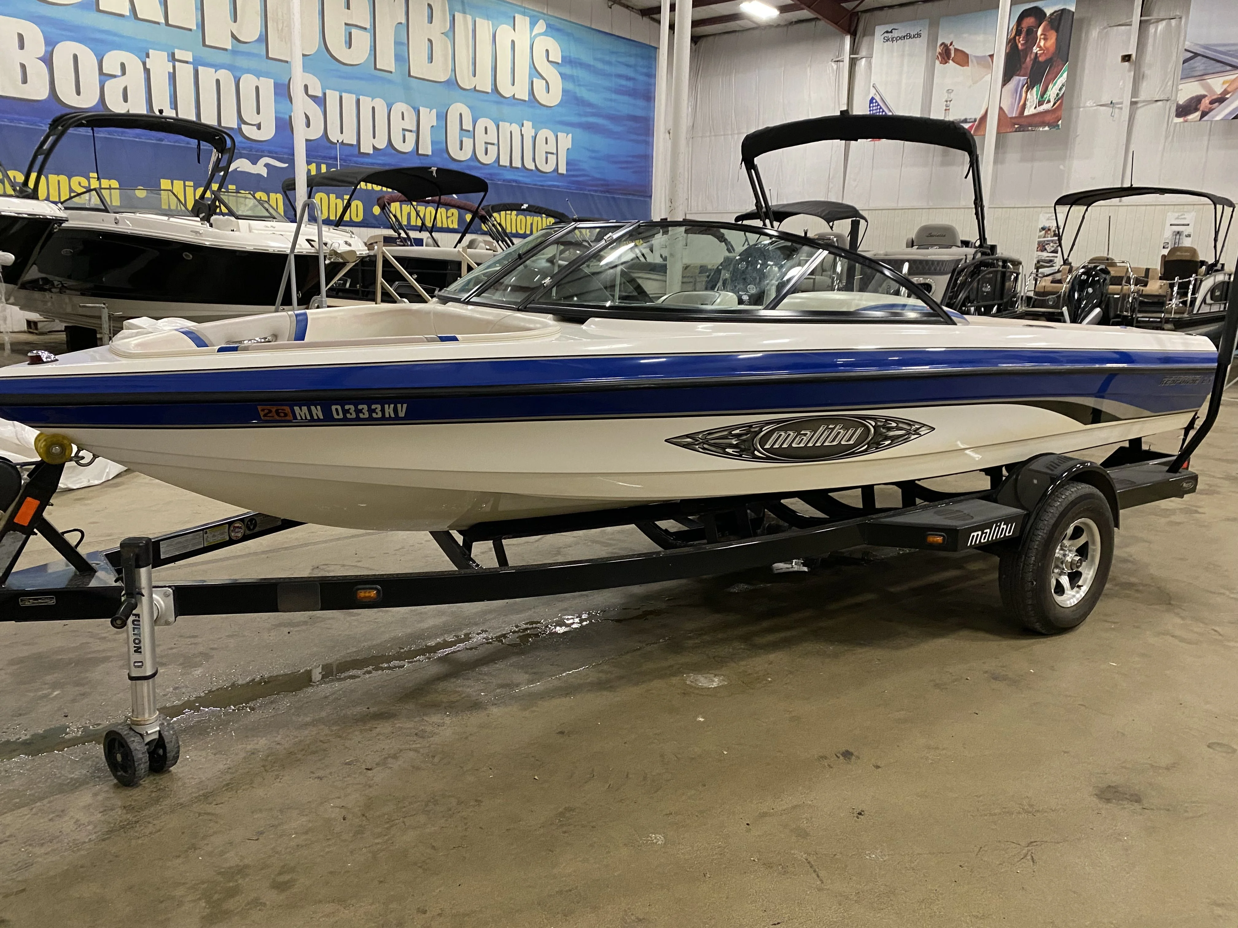 2011 Malibu RESPONSE Image Thumbnail #1