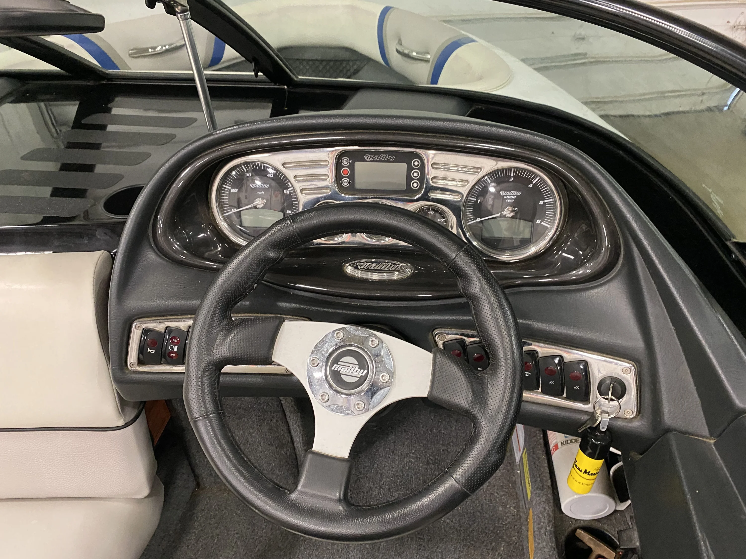 2011 Malibu RESPONSE Image Thumbnail #11