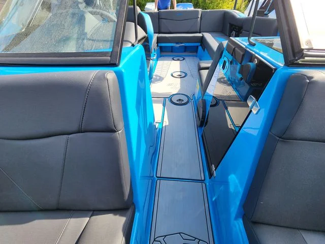 2023 Mastercraft NXT23 Image Thumbnail #13