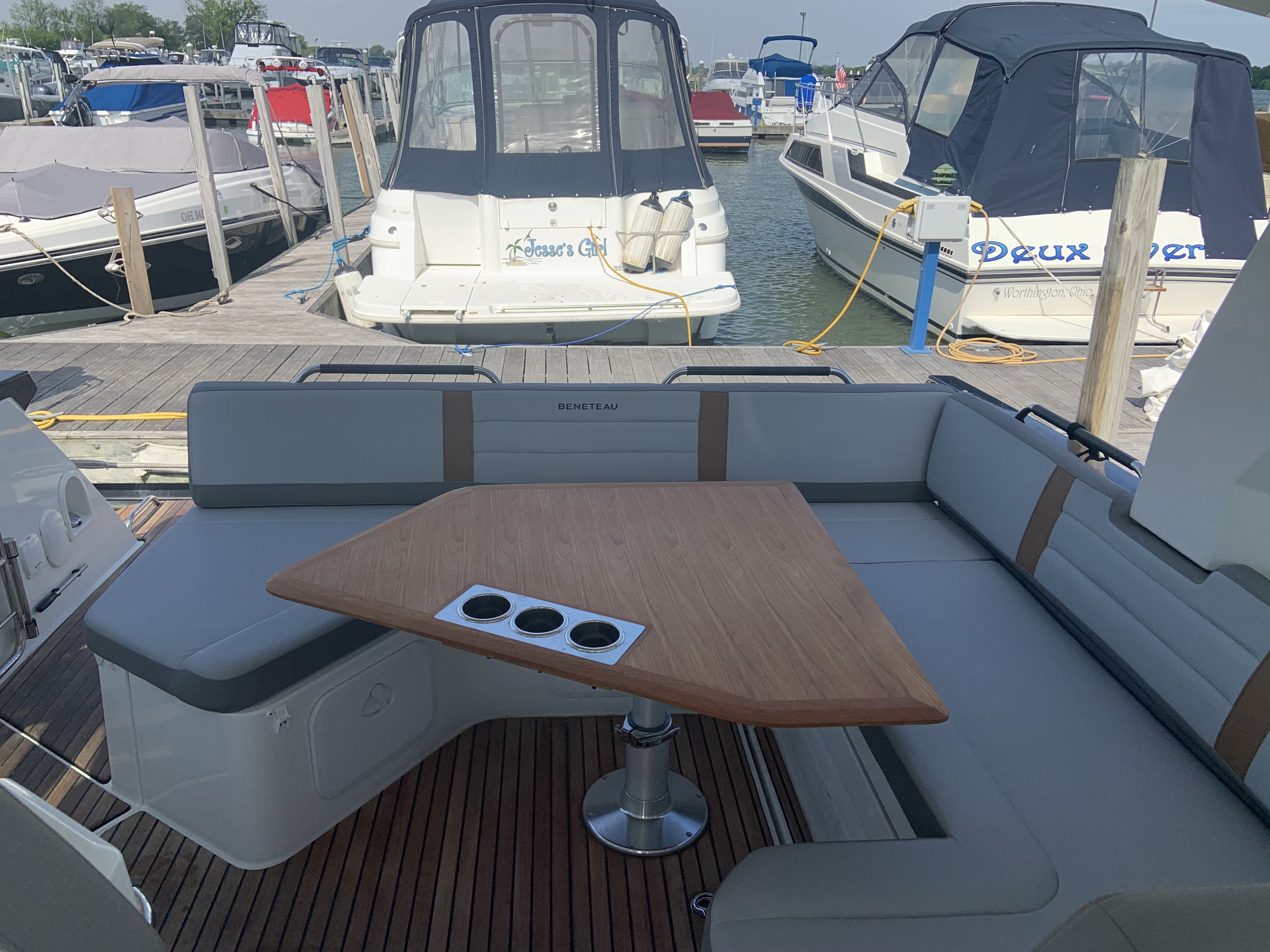 2021 Beneteau
                                                             32 GRAN TURISMO Image Thumbnail #14