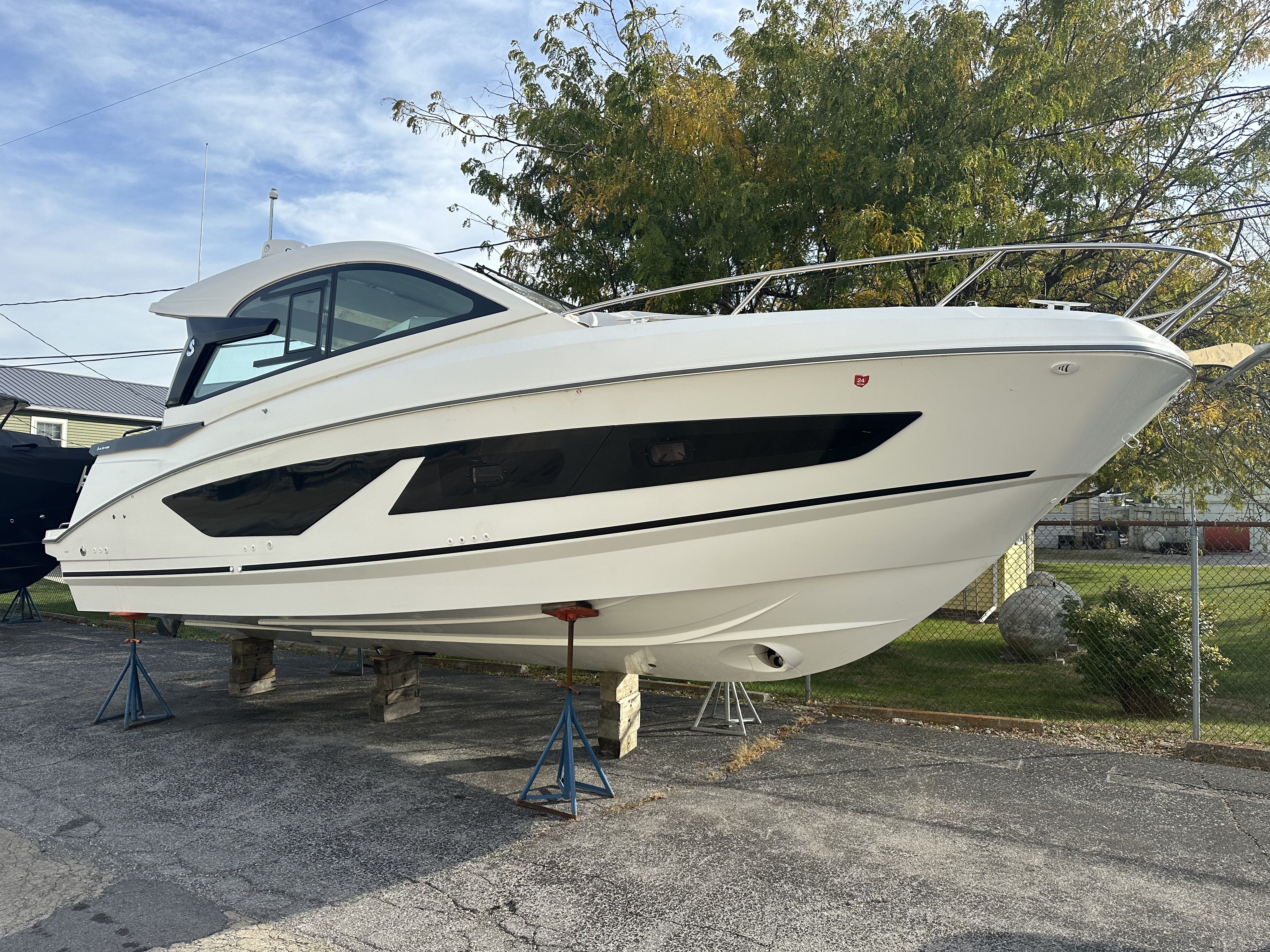 2021 Beneteau
                                                             32 GRAN TURISMO Image Thumbnail #1