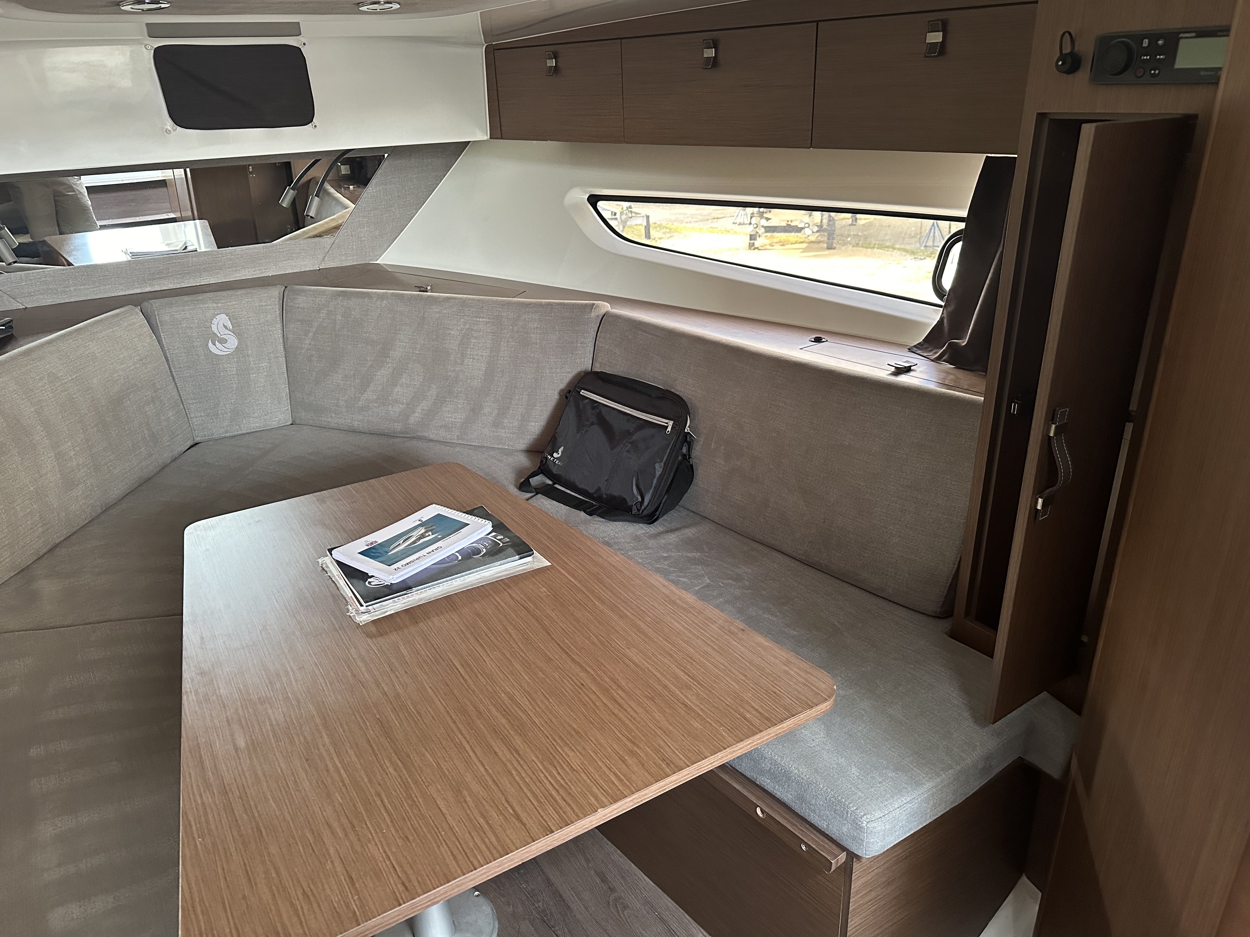 2021 Beneteau
                                                             32 GRAN TURISMO Image Thumbnail #31