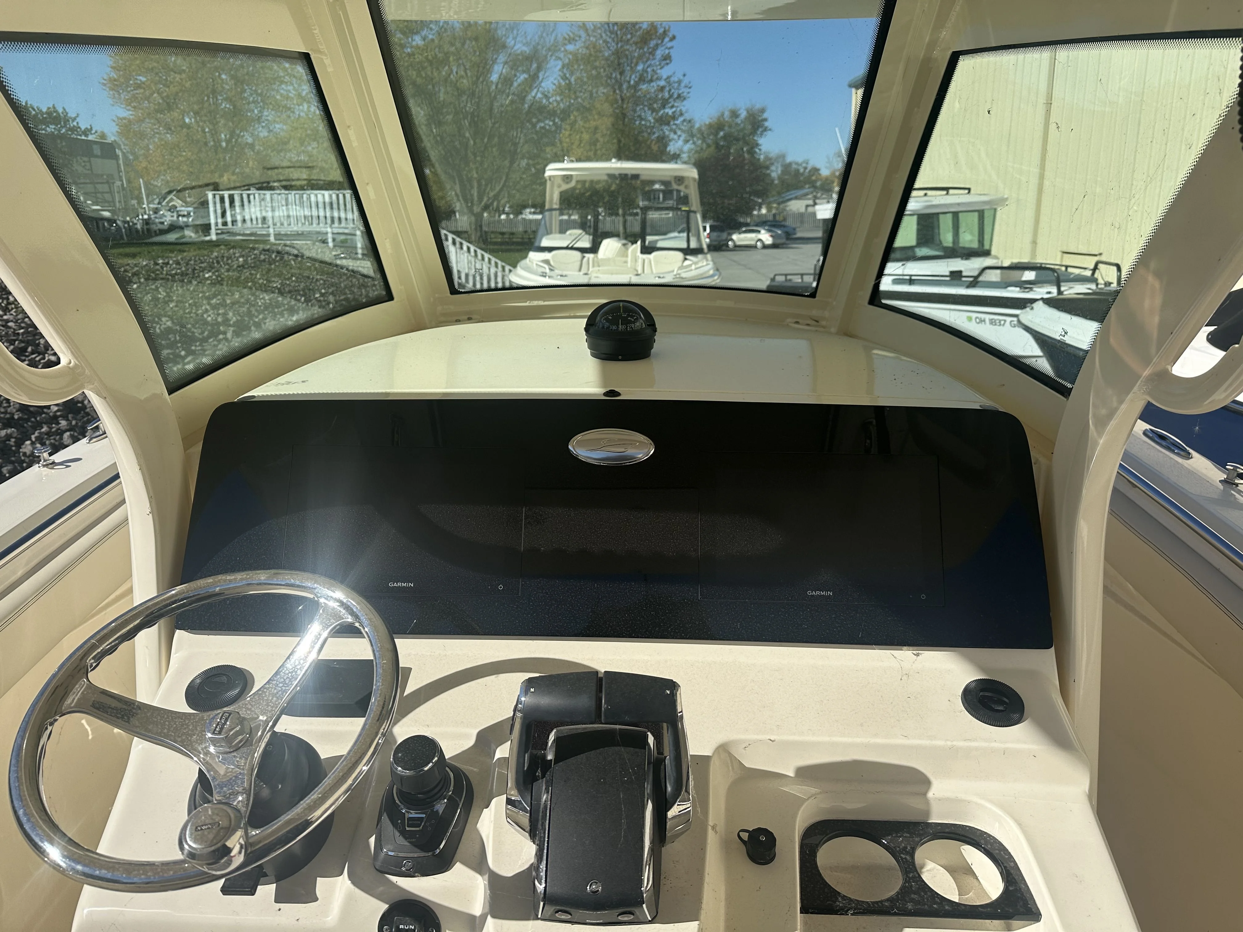 2025 Scout 305 LXF Image Thumbnail #11