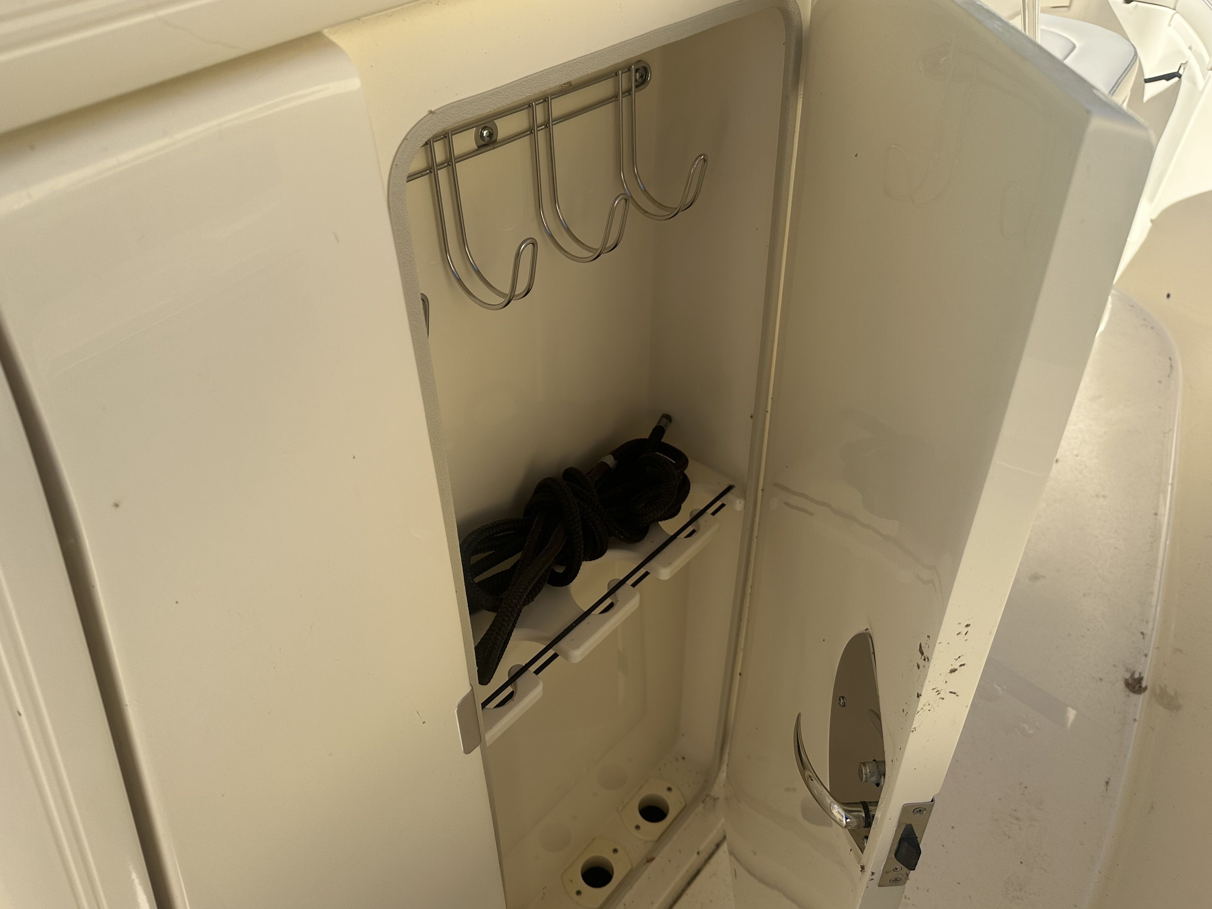 2025 Scout 305 LXF Image Thumbnail #20