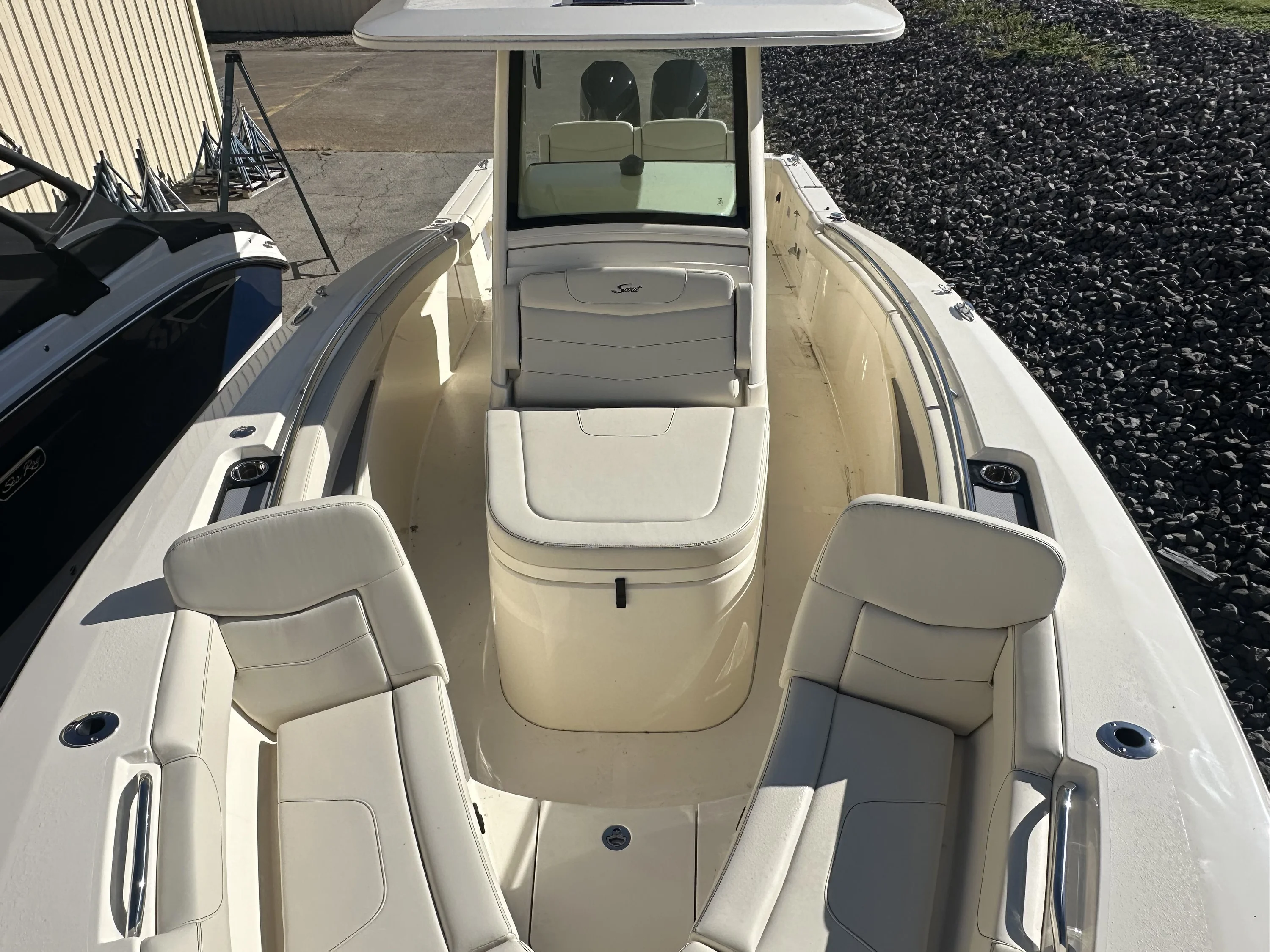 2025 Scout 305 LXF Image Thumbnail #15