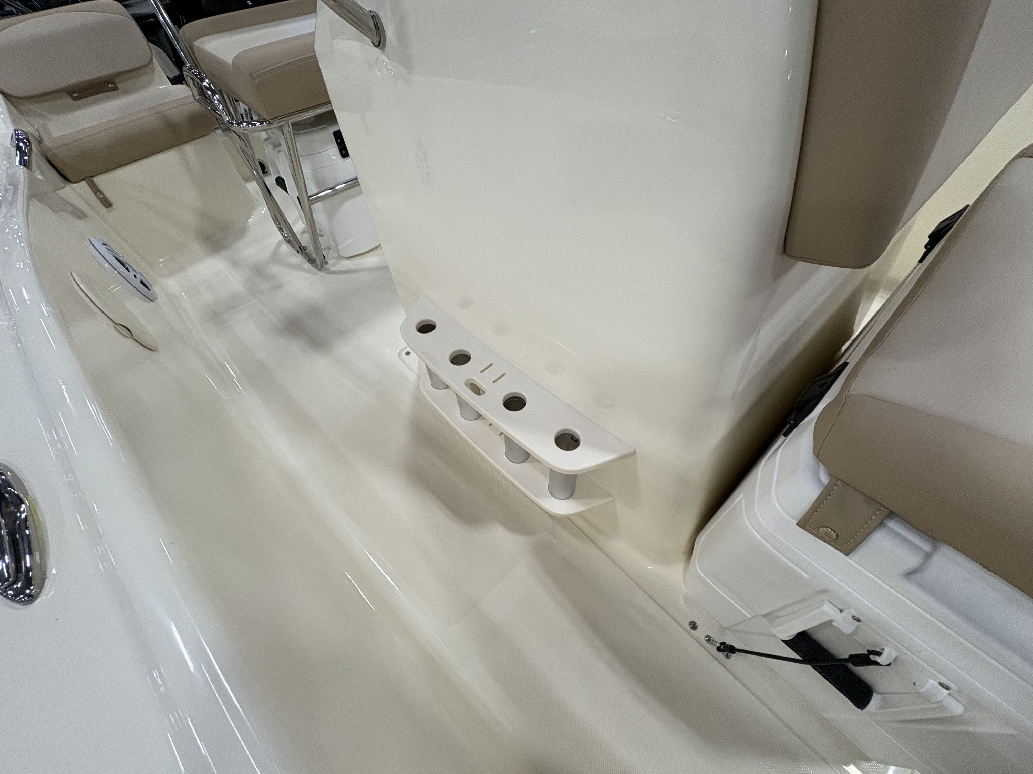 2025 Scout 175 Sportfish Image Thumbnail #11