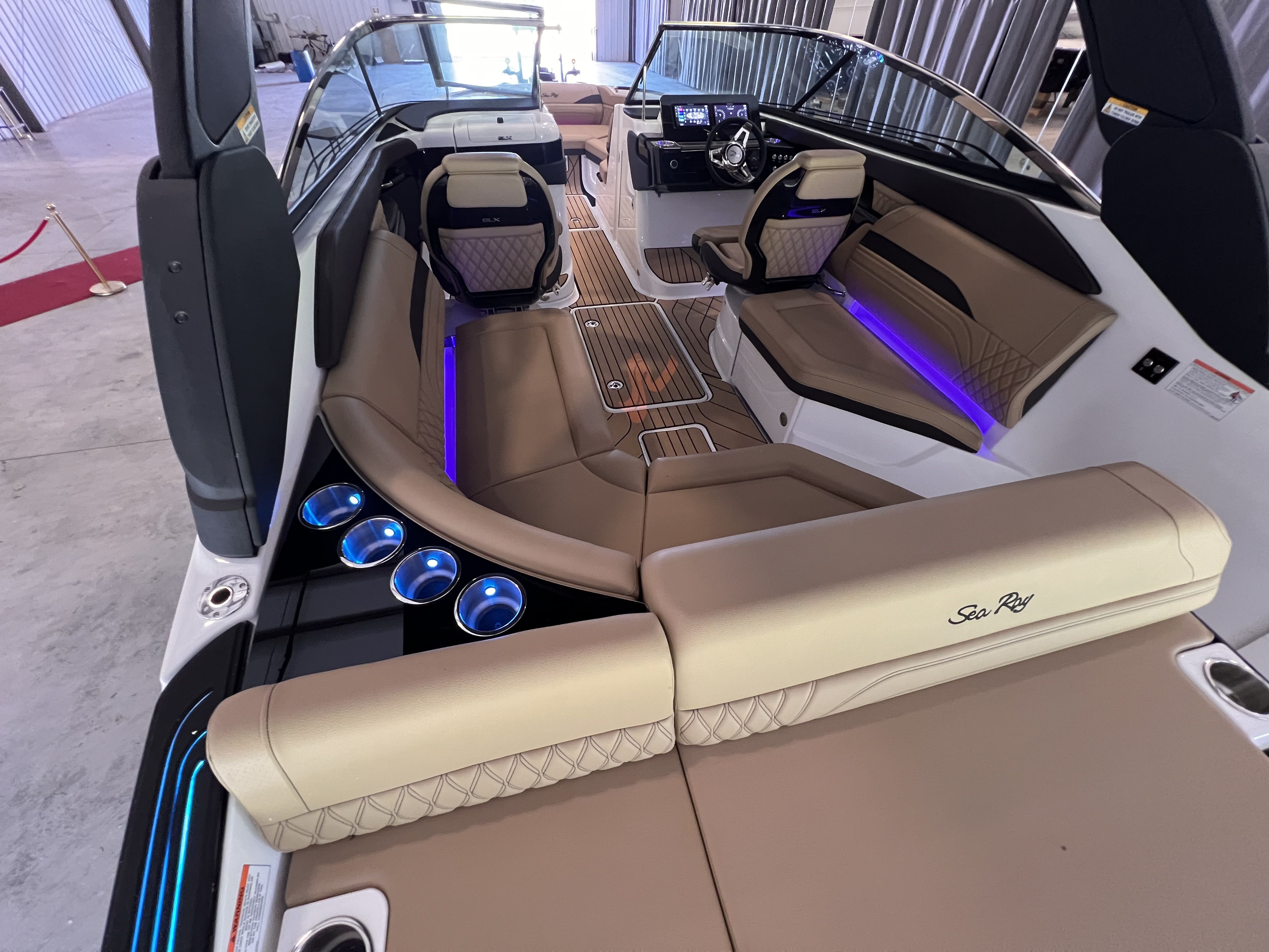 2025 Sea Ray
                                                             SLX 260 Image Thumbnail #31