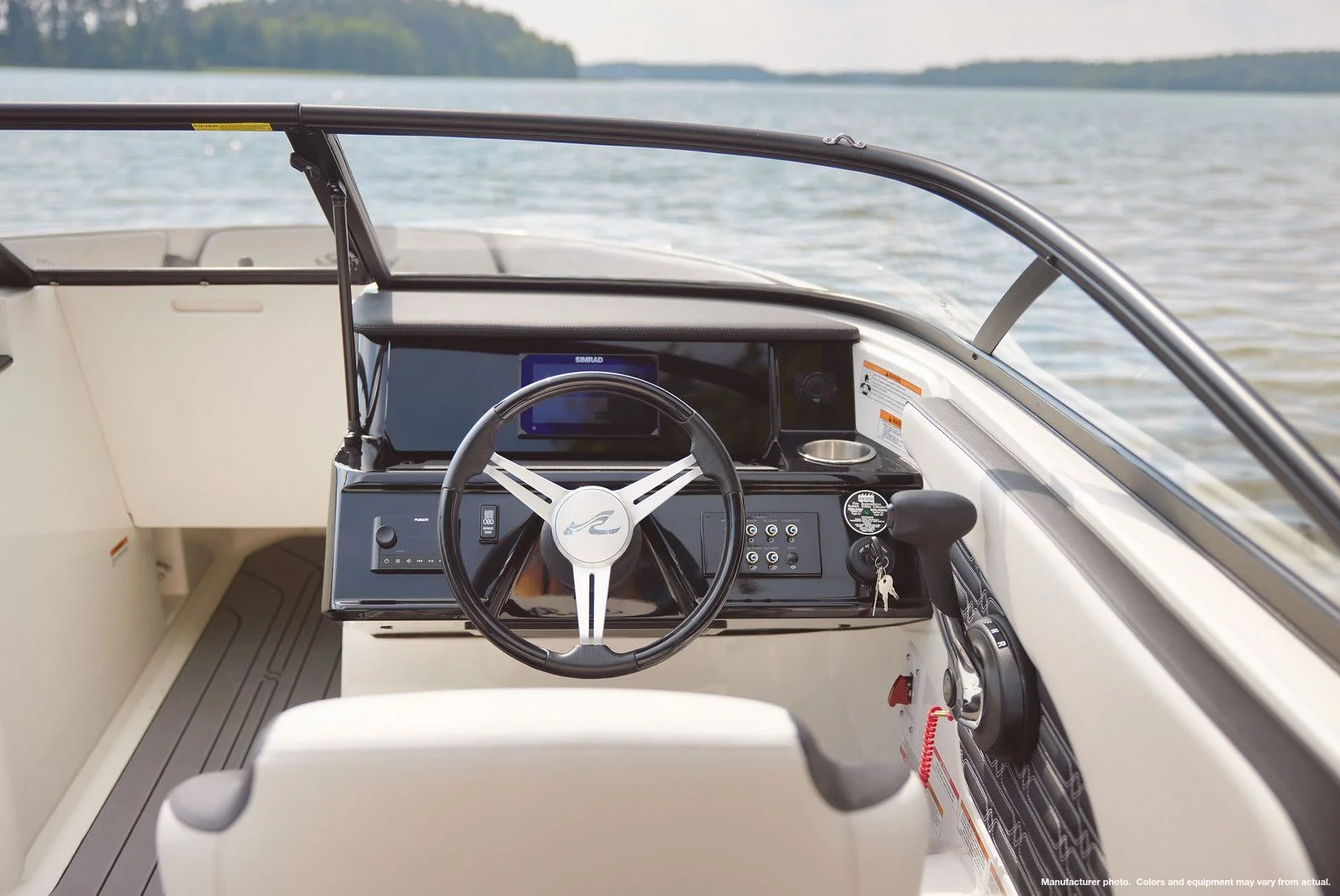 2025 Sea Ray SPX 190 Image Thumbnail #18