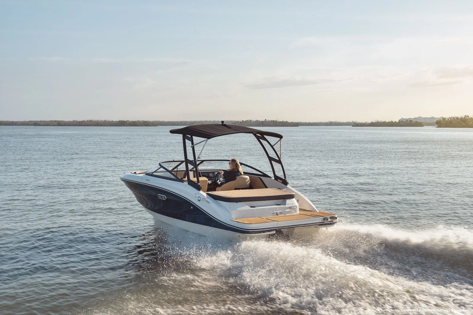 2025 Sea Ray SPX 190 Image Thumbnail #1